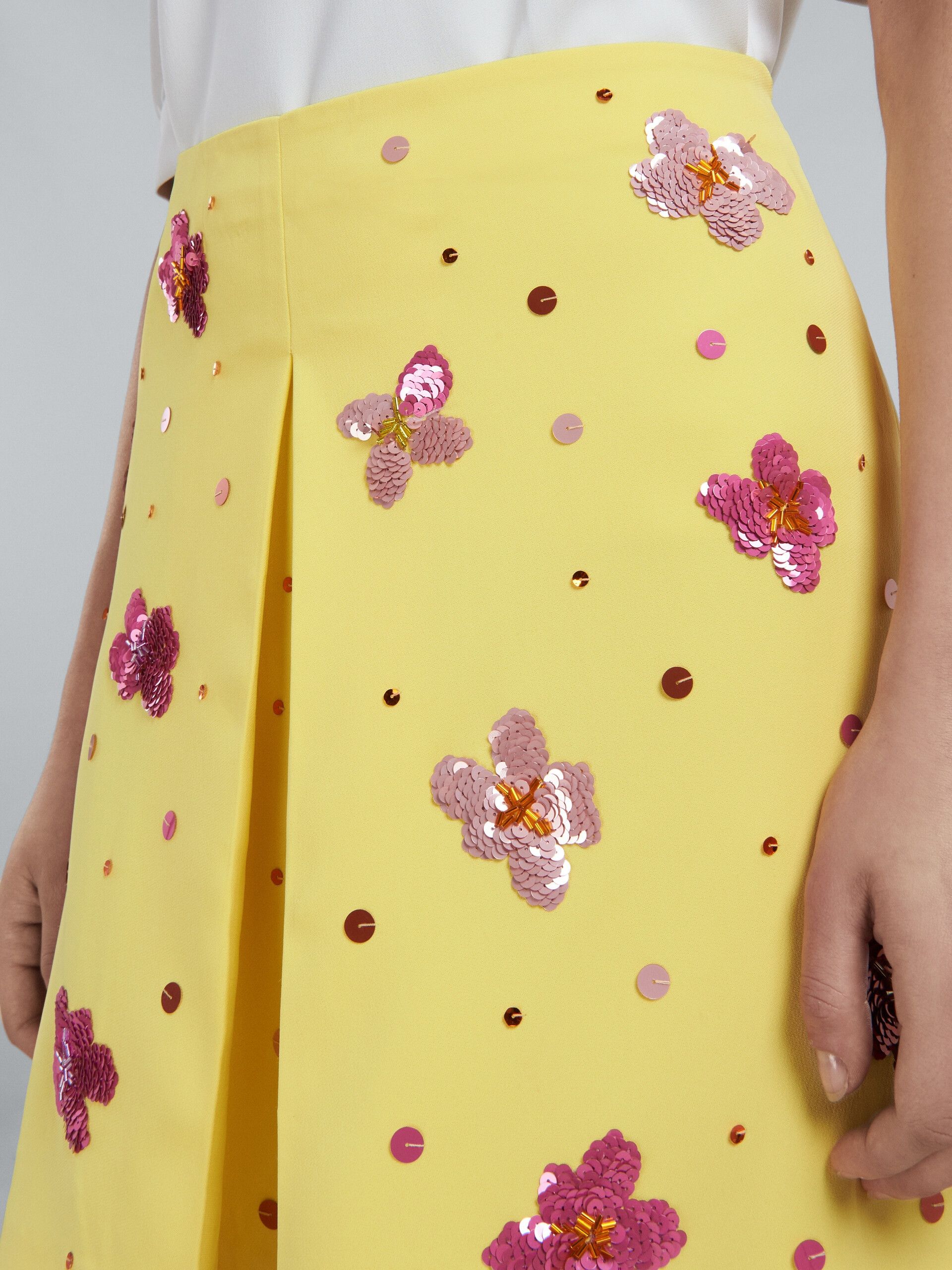Marni o1y1125 Mini Skirt in Yellow Size 27" / US 4 / IT 40 - 4 Thumbnail