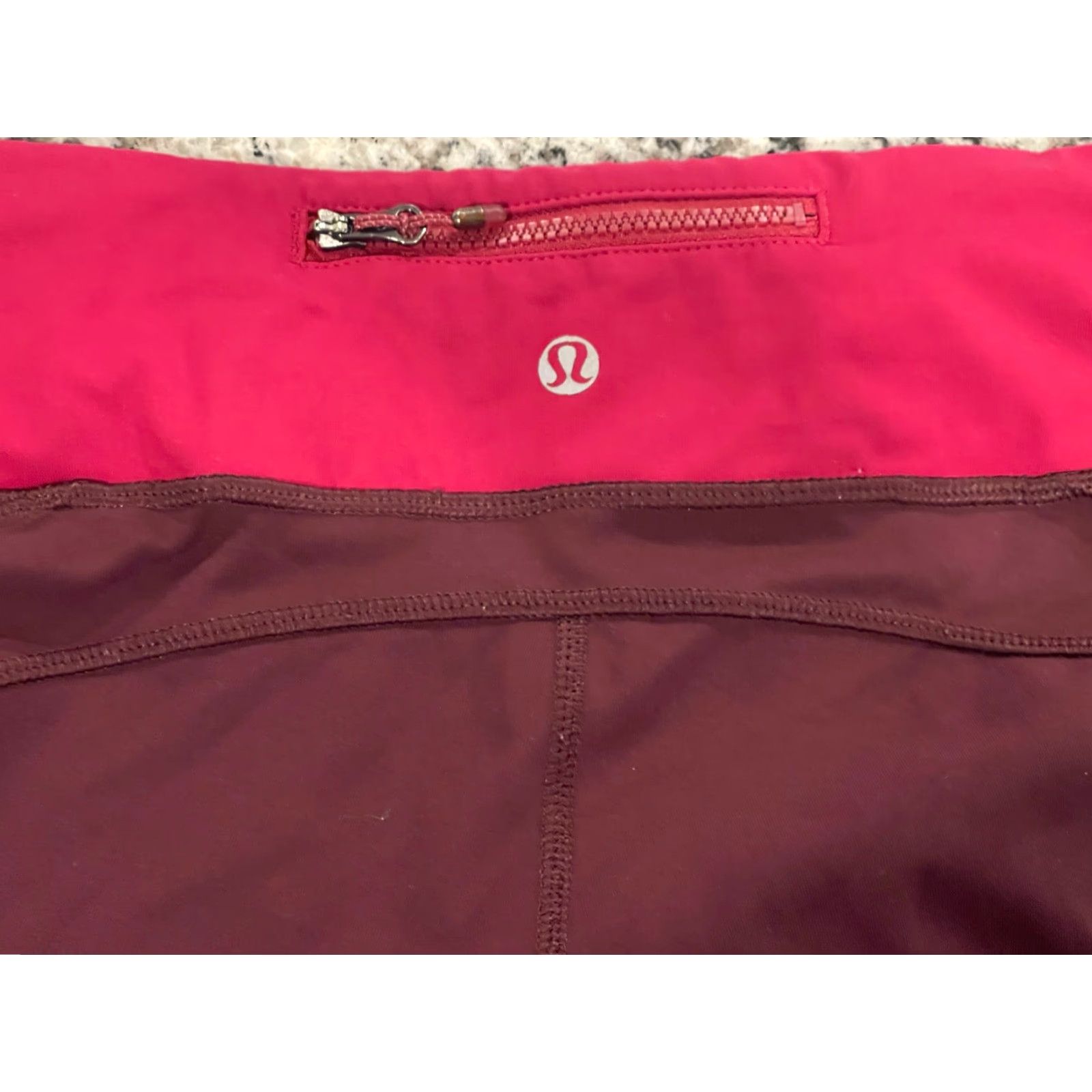 Lululemon Lululemon Leggings Crop Illumina Bordeaux Drama / Bumble Berry Size 8 Women’s Tights Pant Size 30" / US 8 / IT 44 - 4 Thumbnail