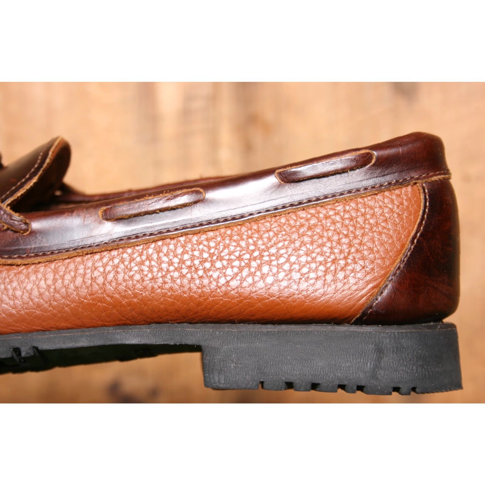ALLEN EDMONDS Nashua Two-Tone Brown Leather Kiltie Tassel 