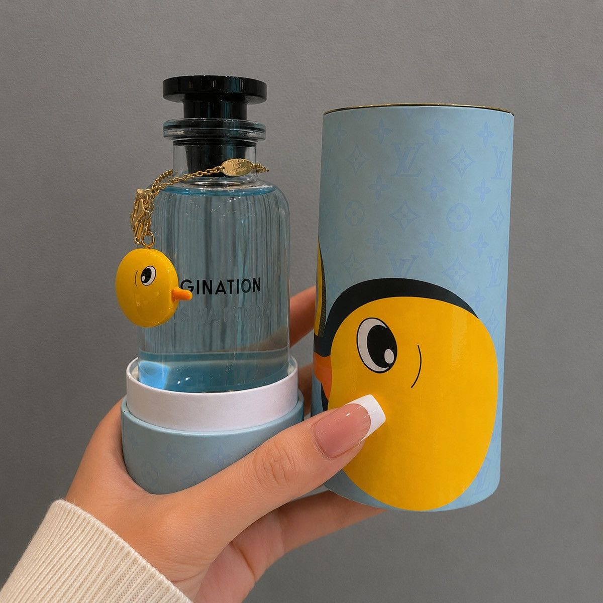 Louis Vuitton louis vuitton sun yitian Size ONE SIZE - 1 Thumbnail