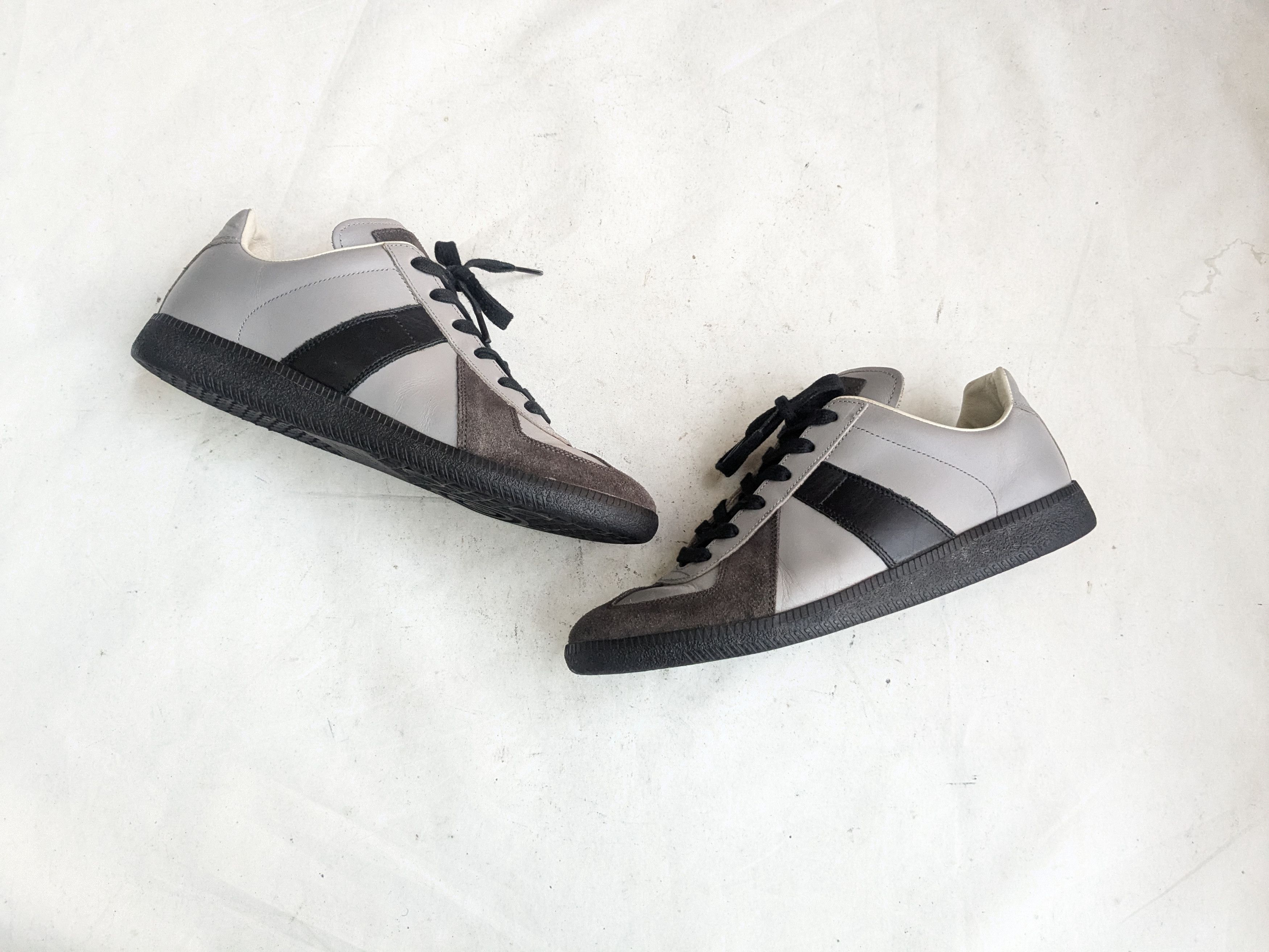 Maison Margiela Maison Margiela Replica GAT Gray Black 7 40 Size US 7 / EU 40 - 1 Thumbnail