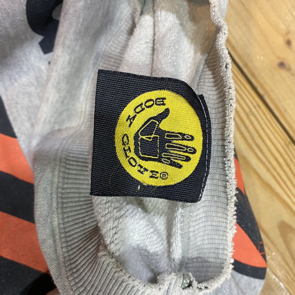 Body Glove × Vintage Rare Vintage 90s Body Glove Big Logo Sweatshirts Size US M / EU 48-50 / 2 - 11 Thumbnail