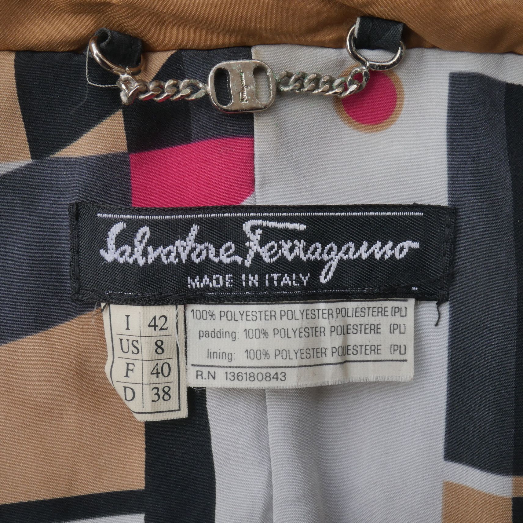 Salvatore Ferragamo Salvatore Ferragamo Padded Vest Vintage Made In Italy Size M / US 6-8 / IT 42-44 - 5 Thumbnail