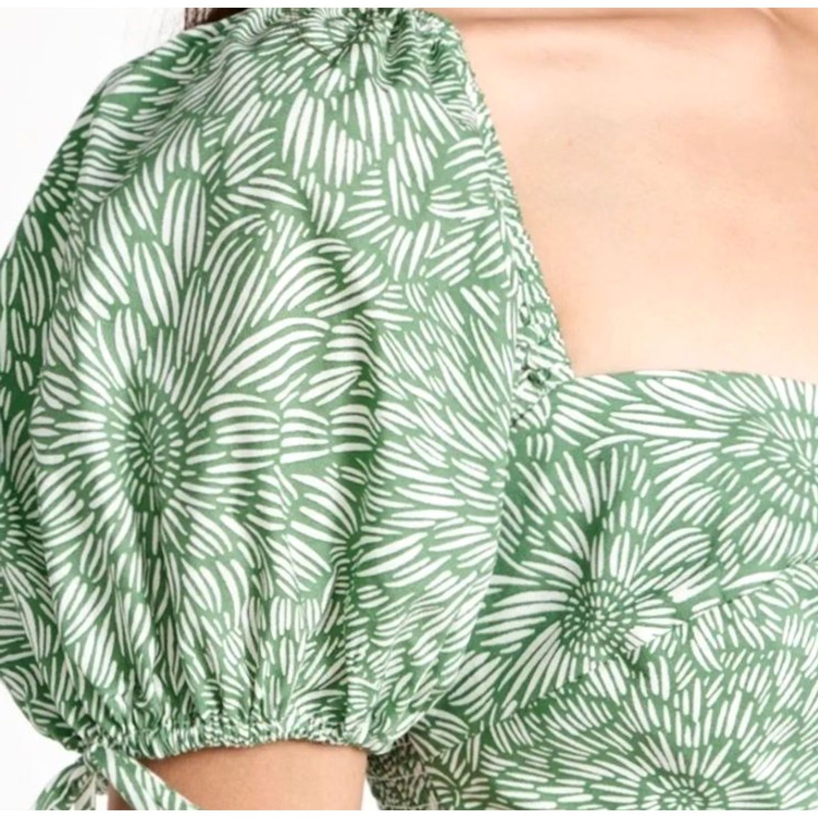 Amanda Uprichard Amanda Uprichard Dress L Meadow Green Sicily Floral Puff Sleeve Midi Fit & Flare Womens Size L / US 10 / IT 46 - 3 Thumbnail