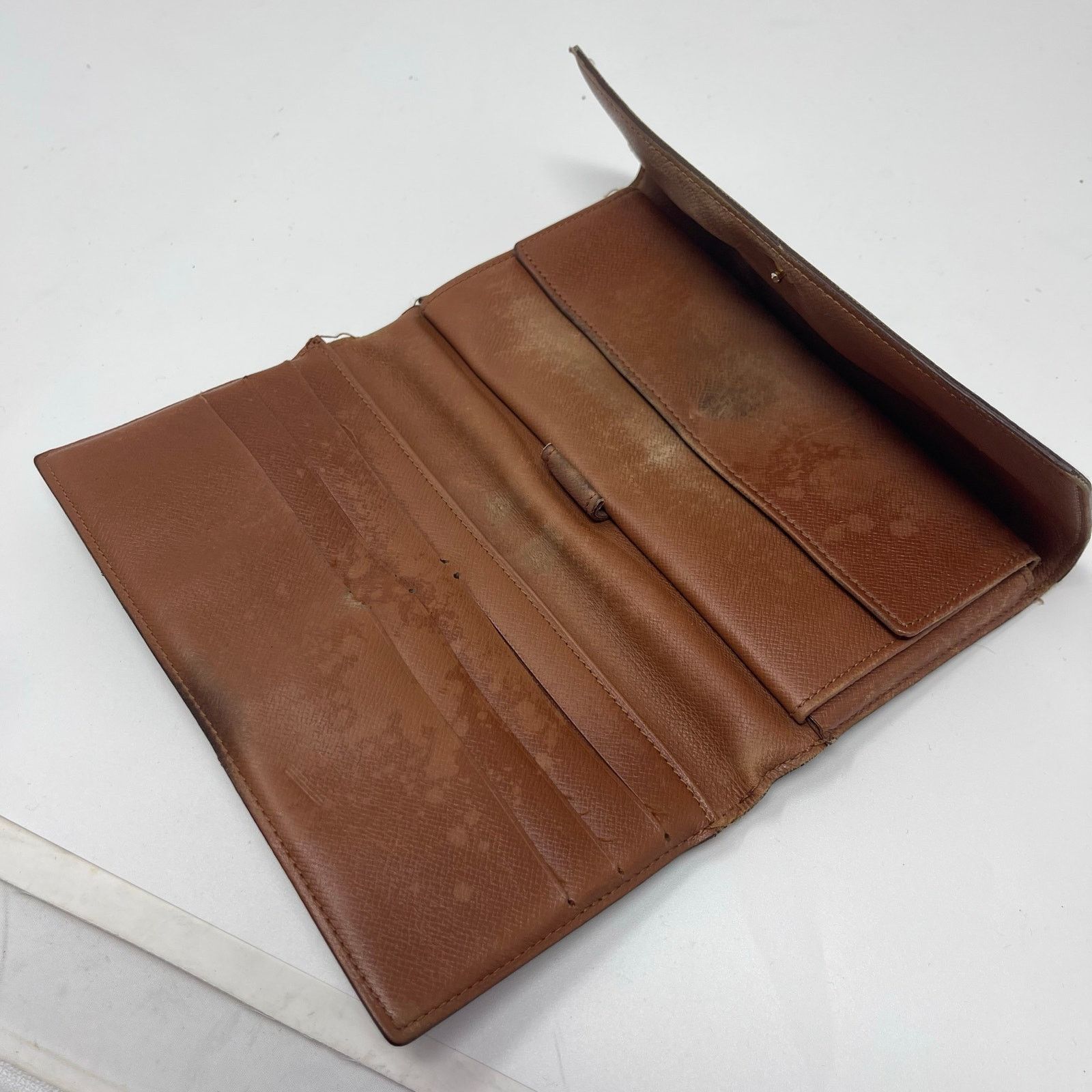 Louis Vuitton Vintage Louis Vuitton Monogram TriFold Sarah Wallet Size ONE SIZE - 13 Thumbnail