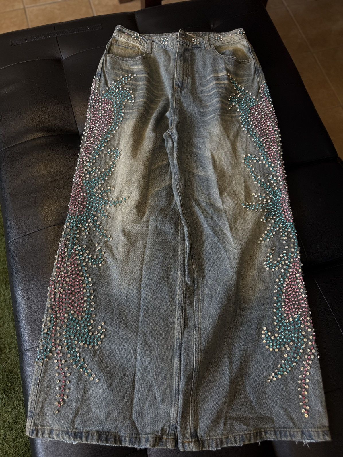 Vale Valley Stone Crystal Rhinestone Baggy Blue Jeans Size 30 Size US 30 / EU 46 - 1 Thumbnail