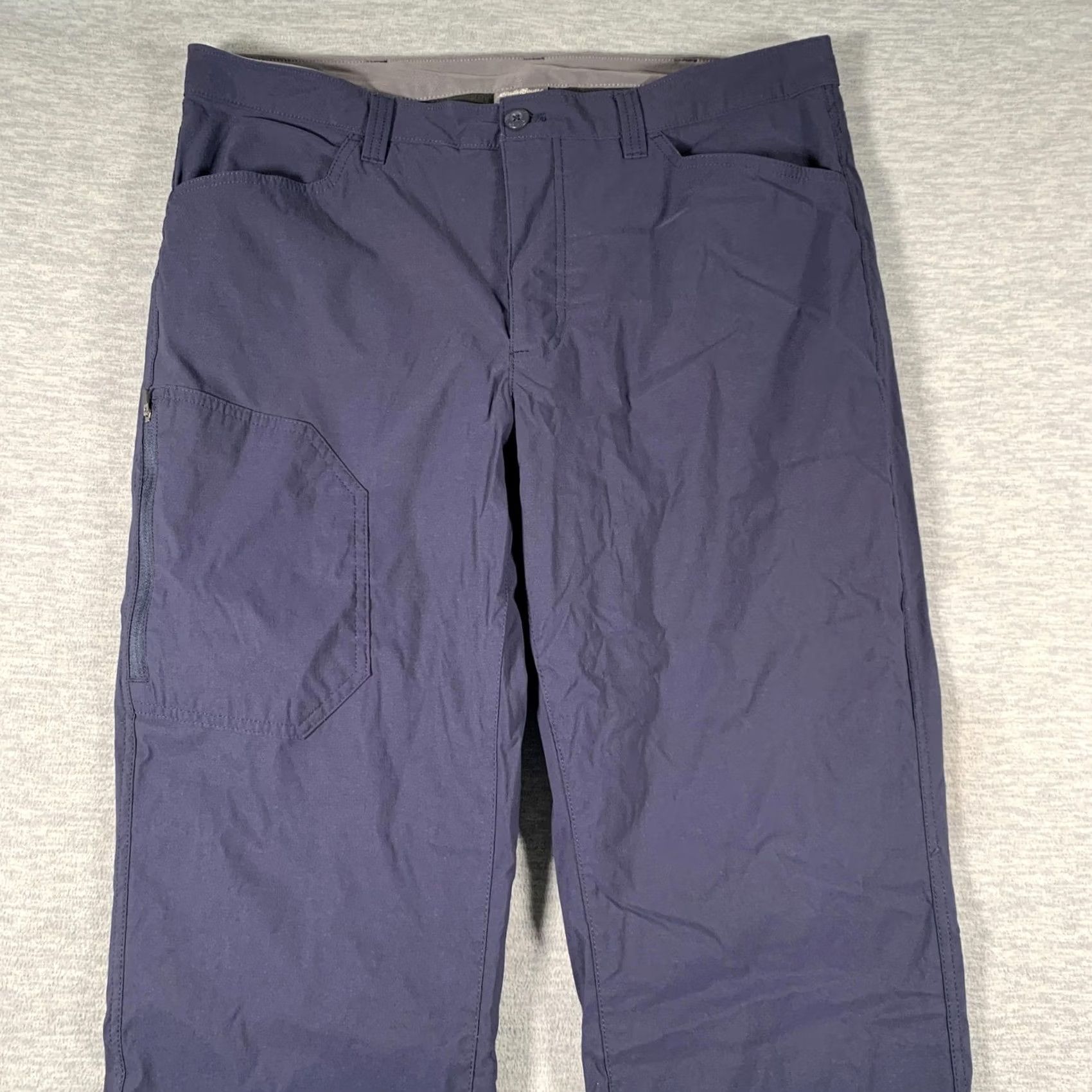 Eddie Bauer Eddie Bauer Pants Mens 37x30 Navy Flannel Lined Tech Hiking Stretch Insulated Size US 36 / EU 52 - 4 Thumbnail