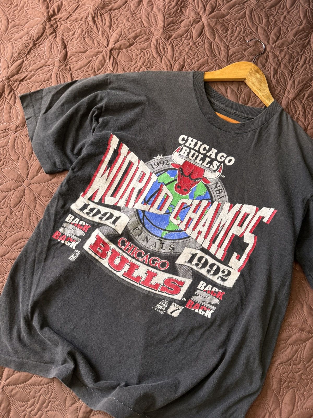 NBA Vintage chicago bull world champion 1991/1992 Size US XL / EU 56 / 4 - 2 Thumbnail