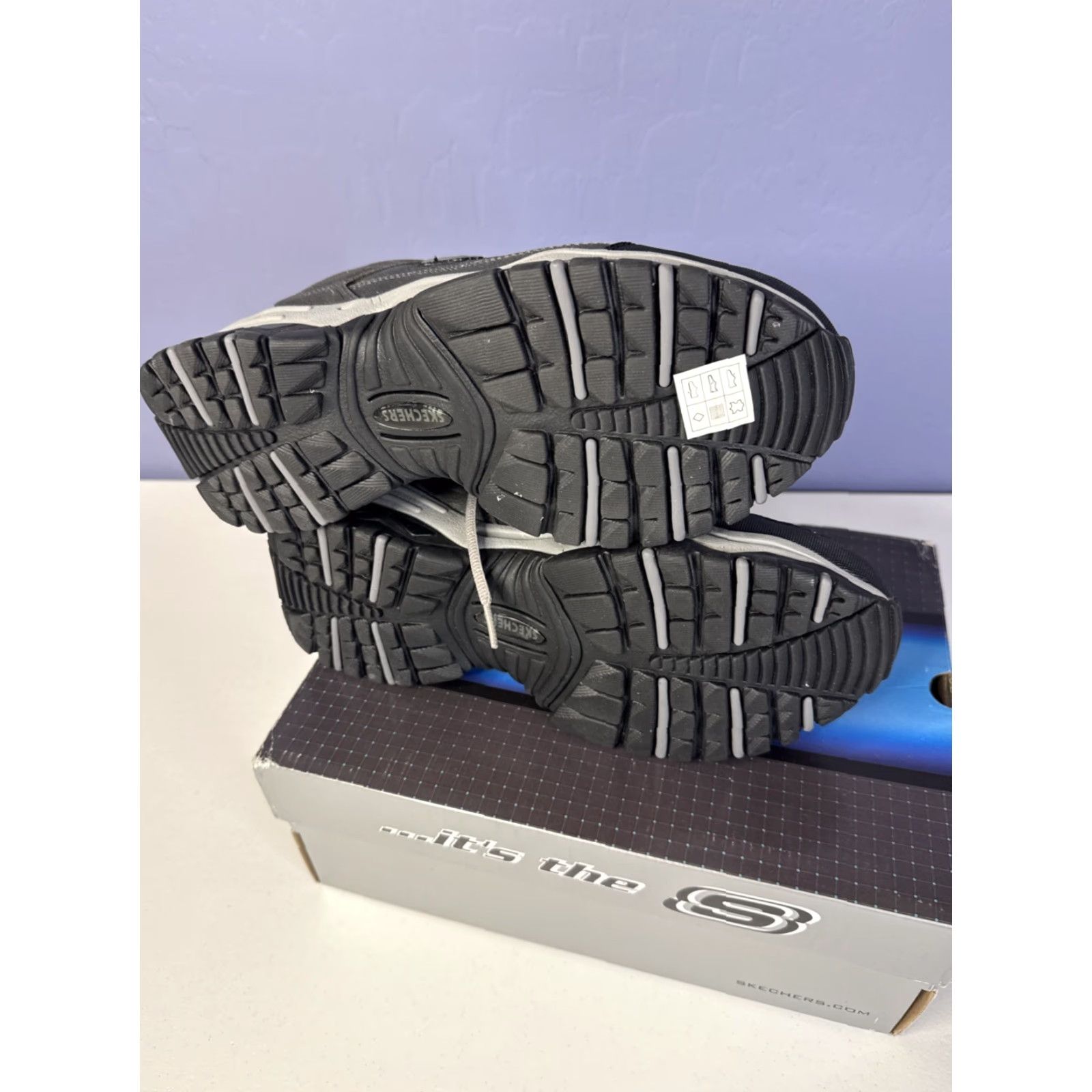 SKECHERS Skechers Energy Downforce Men 9.5 Sneaker Athletic Black Box Rare Sports Boxing Skechers Mens Size US 10 / EU 43 - 8 Thumbnail