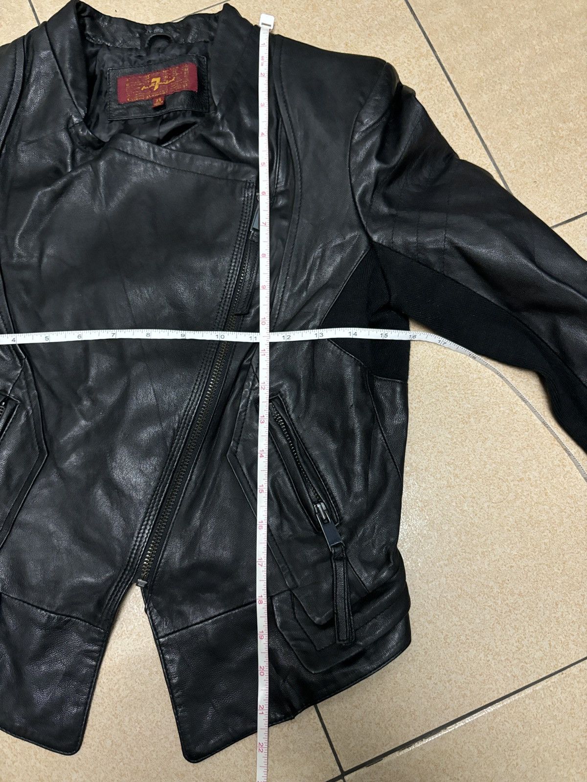 7 For All Mankind 7 for All Mankind Asymmetrical Leather Jacket Size XS / US 0-2 / IT 36-38 - 11 Thumbnail