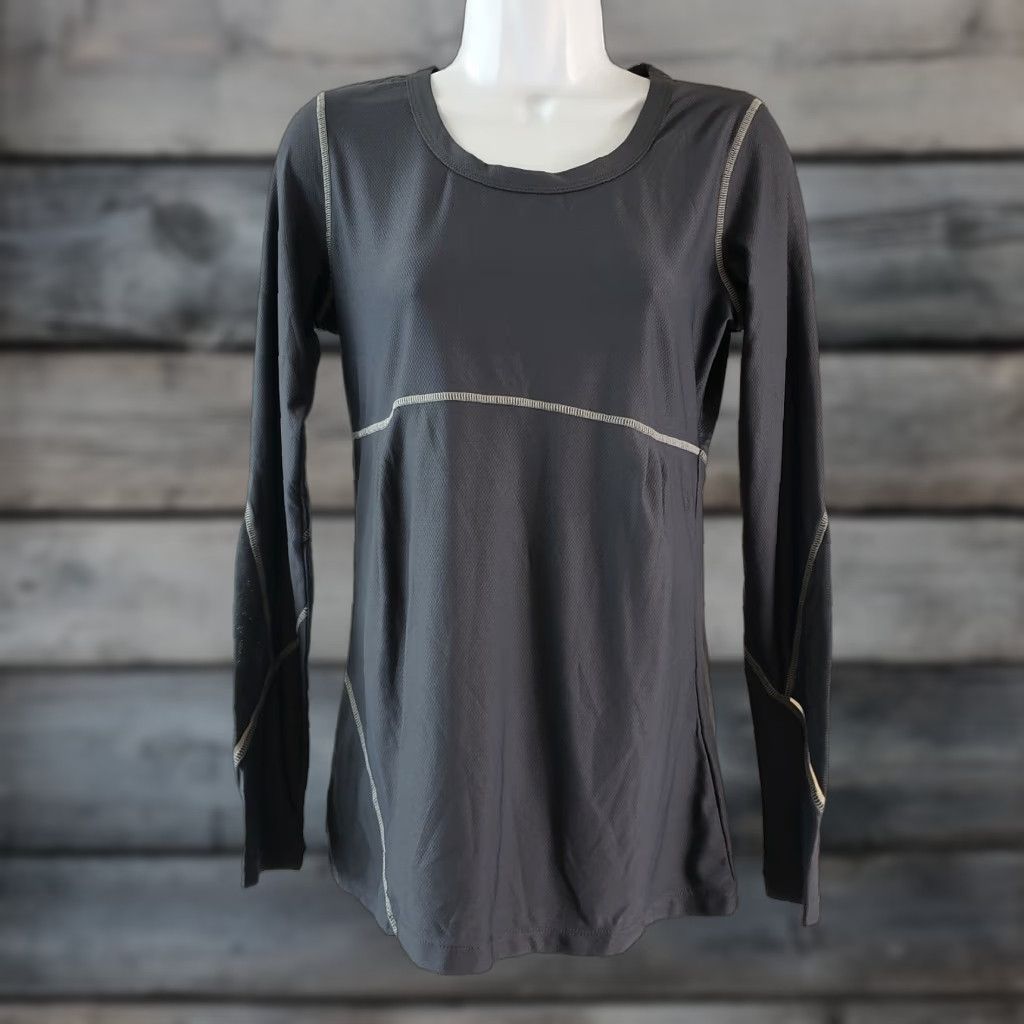 Athleta Athleta Womens Long Sleeve Top Sz Small Solid Gray Polyester Blend Size S / US 4 / IT 40 - 1 Thumbnail
