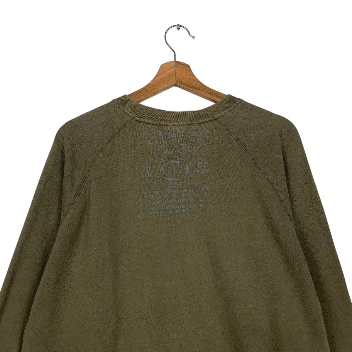 Japanese Brand Vintage BAD BOY Big Logo Crewneck Sweatshirt #3597-C165 Size US S / EU 44-46 / 1 - 15 Thumbnail