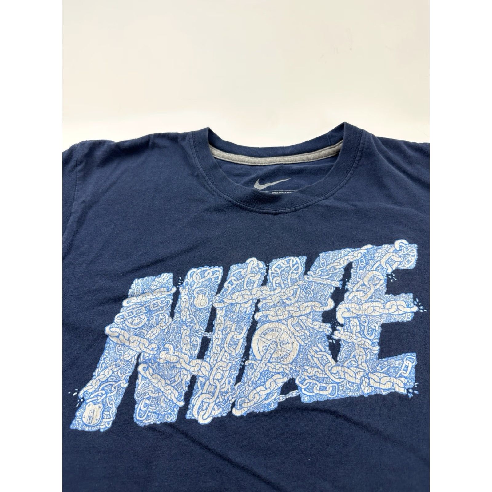 Nike Nike Shirt Mens Medium Blue Weightlifting Barbell Chains Spellout Shirts Size US M / EU 48-50 / 2 - 2 Thumbnail