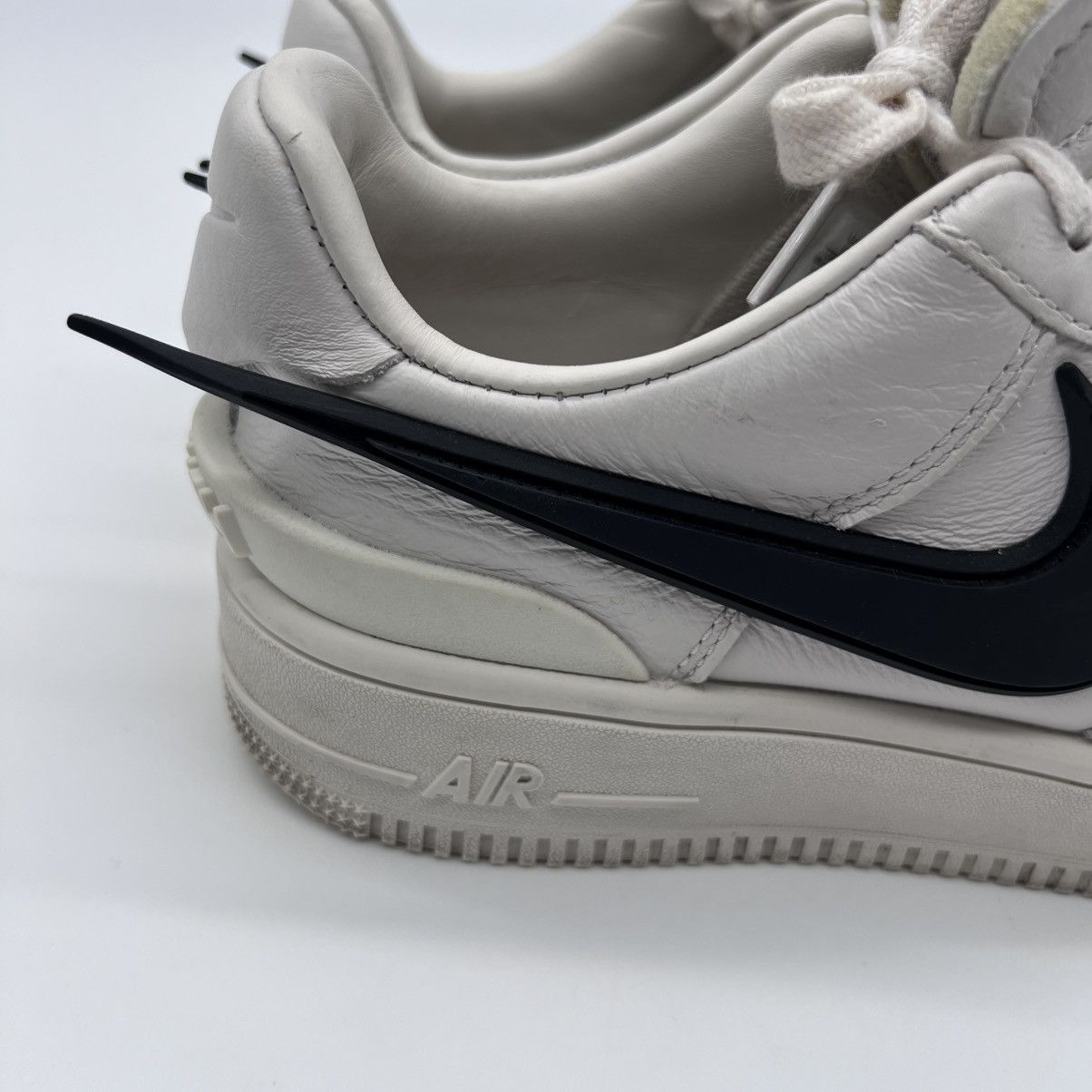 Nike Nike AMBUSH x Air Force 1 Low White Women’s Sz 6 DV3464-002 Size US 6 / IT 36 - 4 Thumbnail