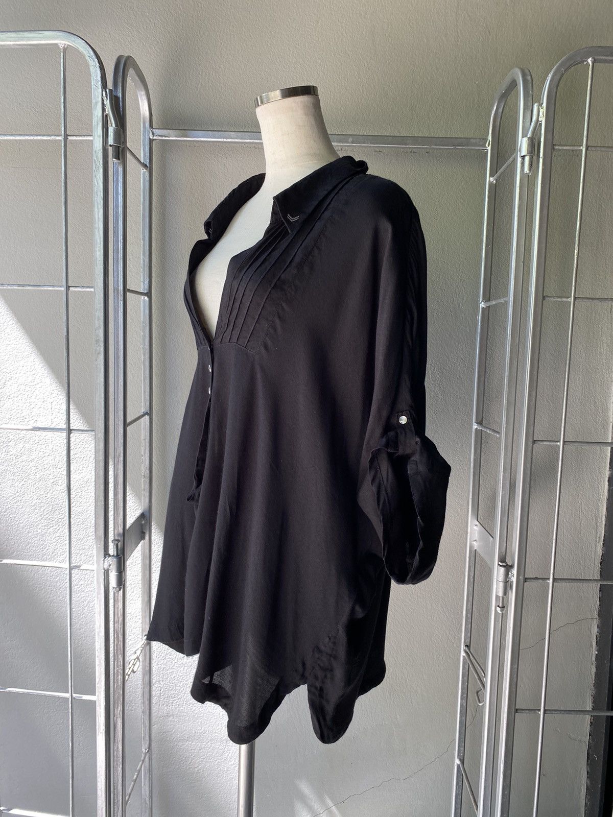 Marithe + Francois Girbaud MARITHE+ FRANÇOIS GIRBAUD Black Blouse Size M / US 6-8 / IT 42-44 - 16 Thumbnail