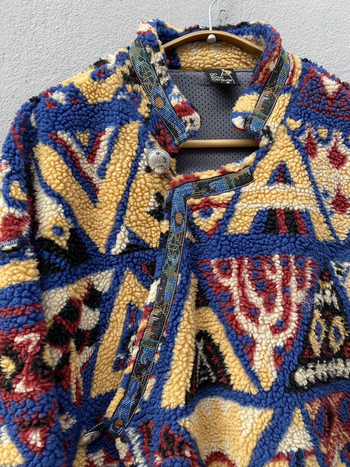 Beauty Beast × go slow caravan 💥RARE💥 Vintage GO SLOW CARAVAN Printed Deep Pile Fleece Size US L / EU 52-54 / 3 - 5 Thumbnail