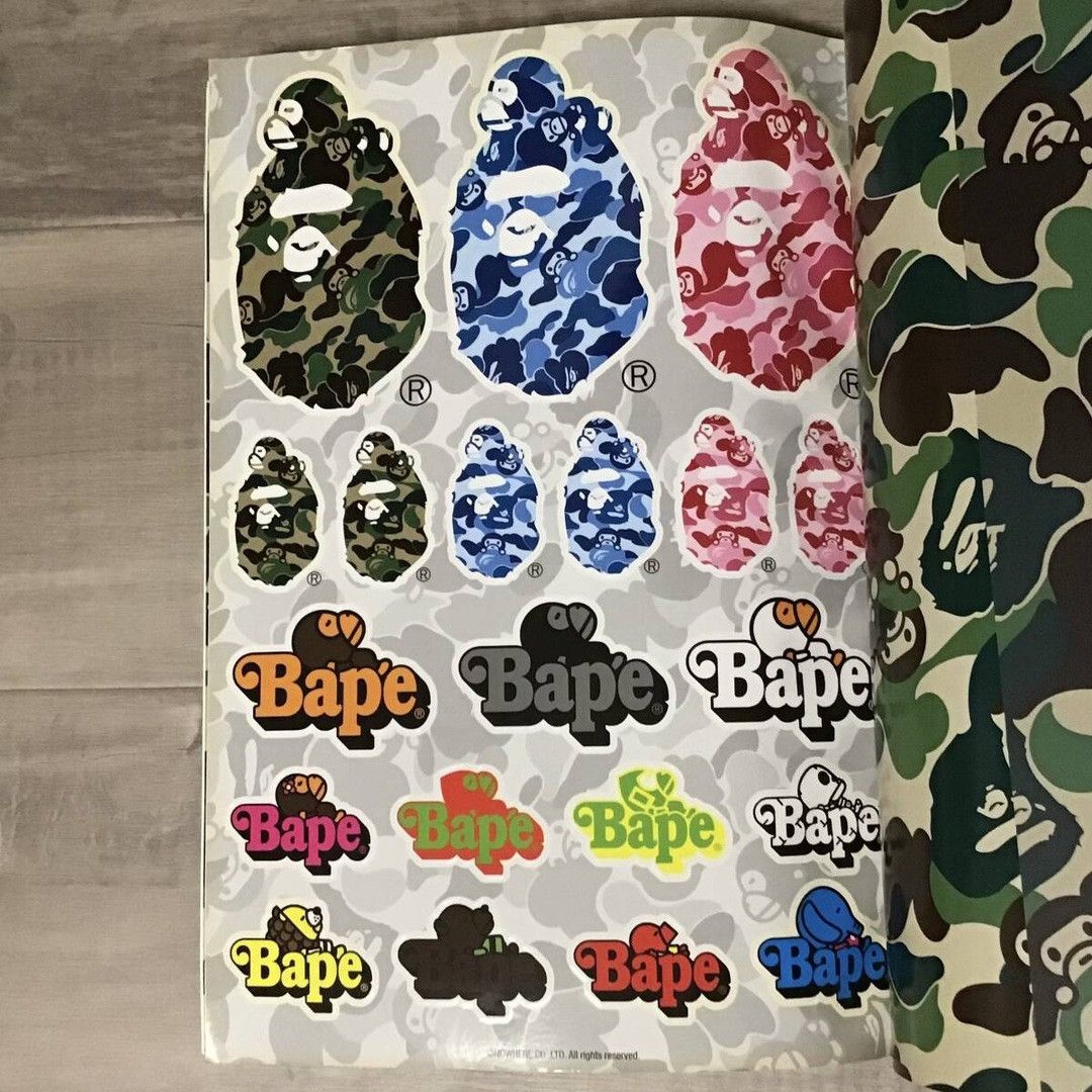 Bape BAPE 2007 Mook book magazine APE Milo Blanket NIGO Kanye Size ONE SIZE - 5 Thumbnail