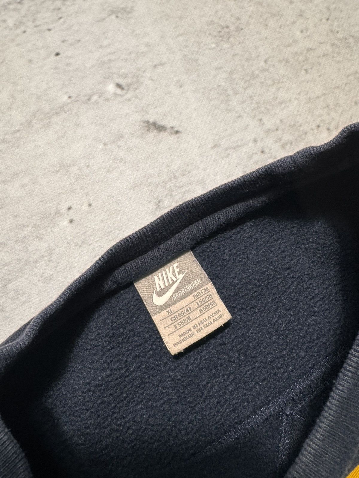 Nike × Vintage NIKE OREGON VINTAGE CENTER LOGO OVERSIZE BOXY SWEATSHIRT Size US XL / EU 56 / 4 - 4 Thumbnail