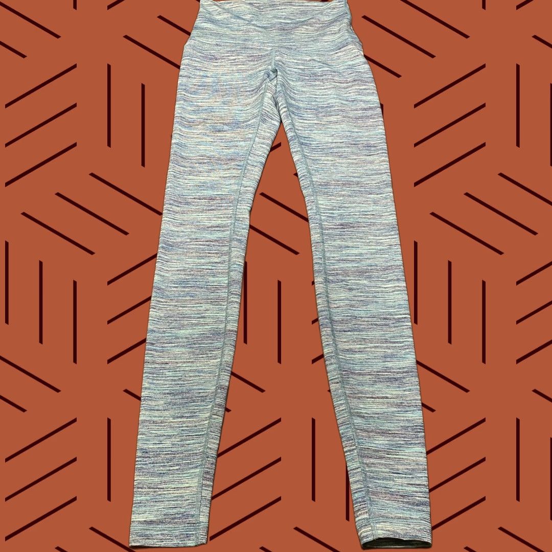 Lululemon VINTAGE Lululemon Women's Leggings Activewear Size 4 Blue Compression 31-Inch Inseam Workout Pants Size 27" / US 4 / IT 40 - 1 Thumbnail