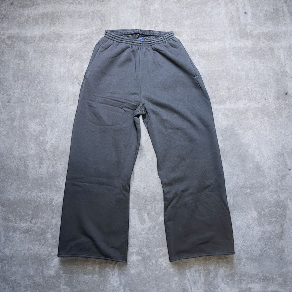 Yeezy Yeezy Gap Sateen Cargo Pants Poetic Black Size Medium | Grailed
