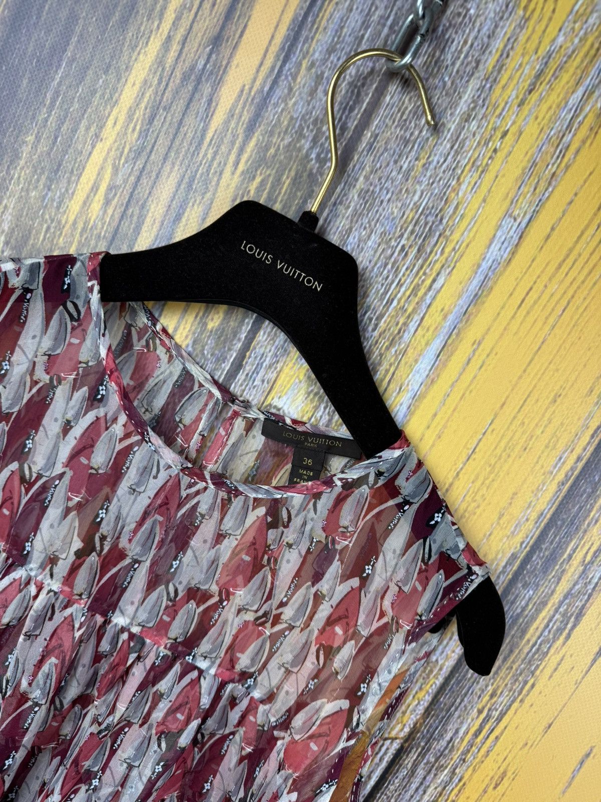 Louis Vuitton Louis Vuitton Silk Sleeveless Blouse Multicolour Size 36 FR Size XS / US 0-2 / IT 36-38 - 19 Thumbnail
