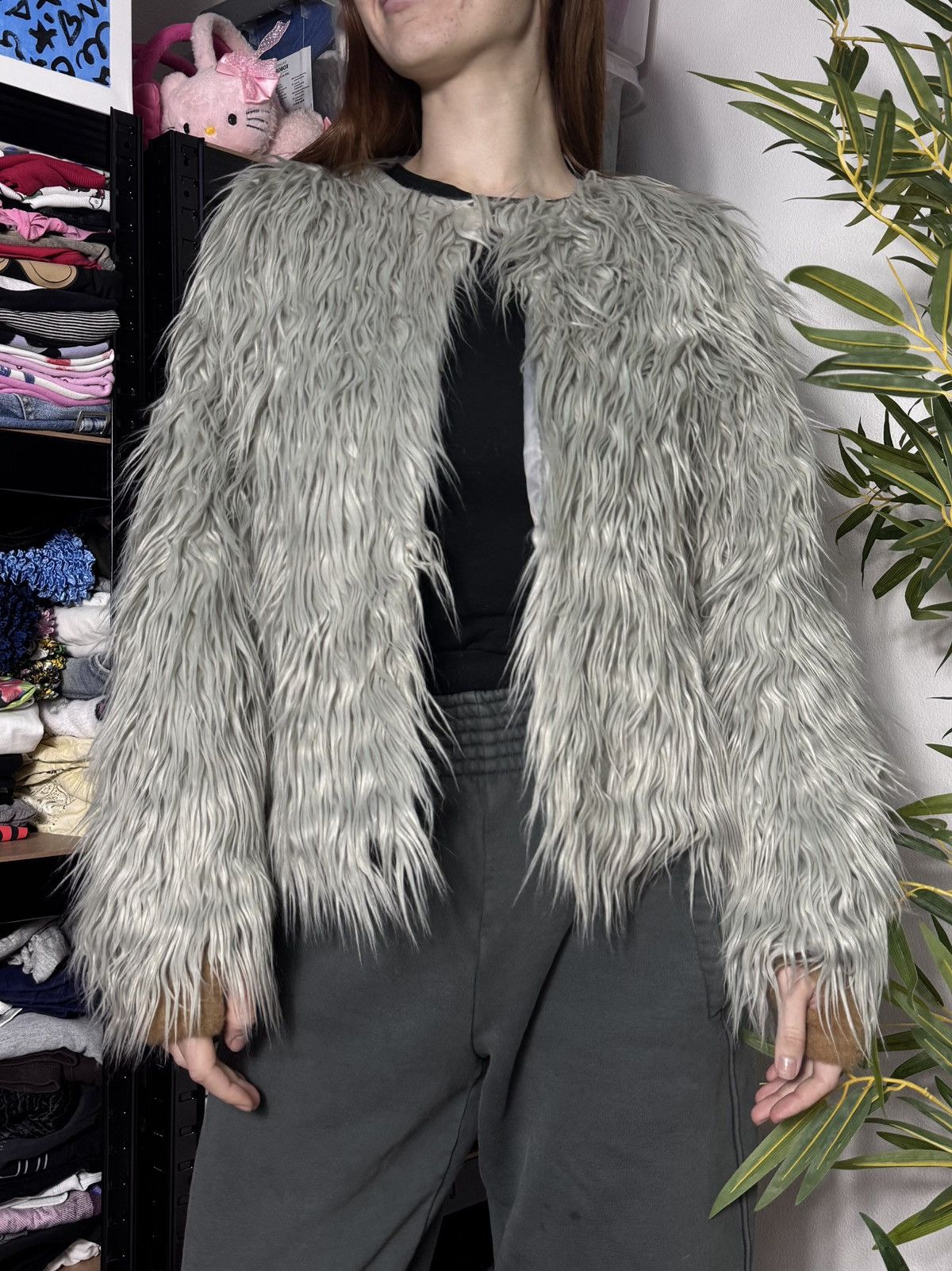 Japanese Brand AVANT GARDE FLUFFY MOHAIR MILKY FAUX FUR COAT Size XS / US 0-2 / IT 36-38 - 1 Thumbnail