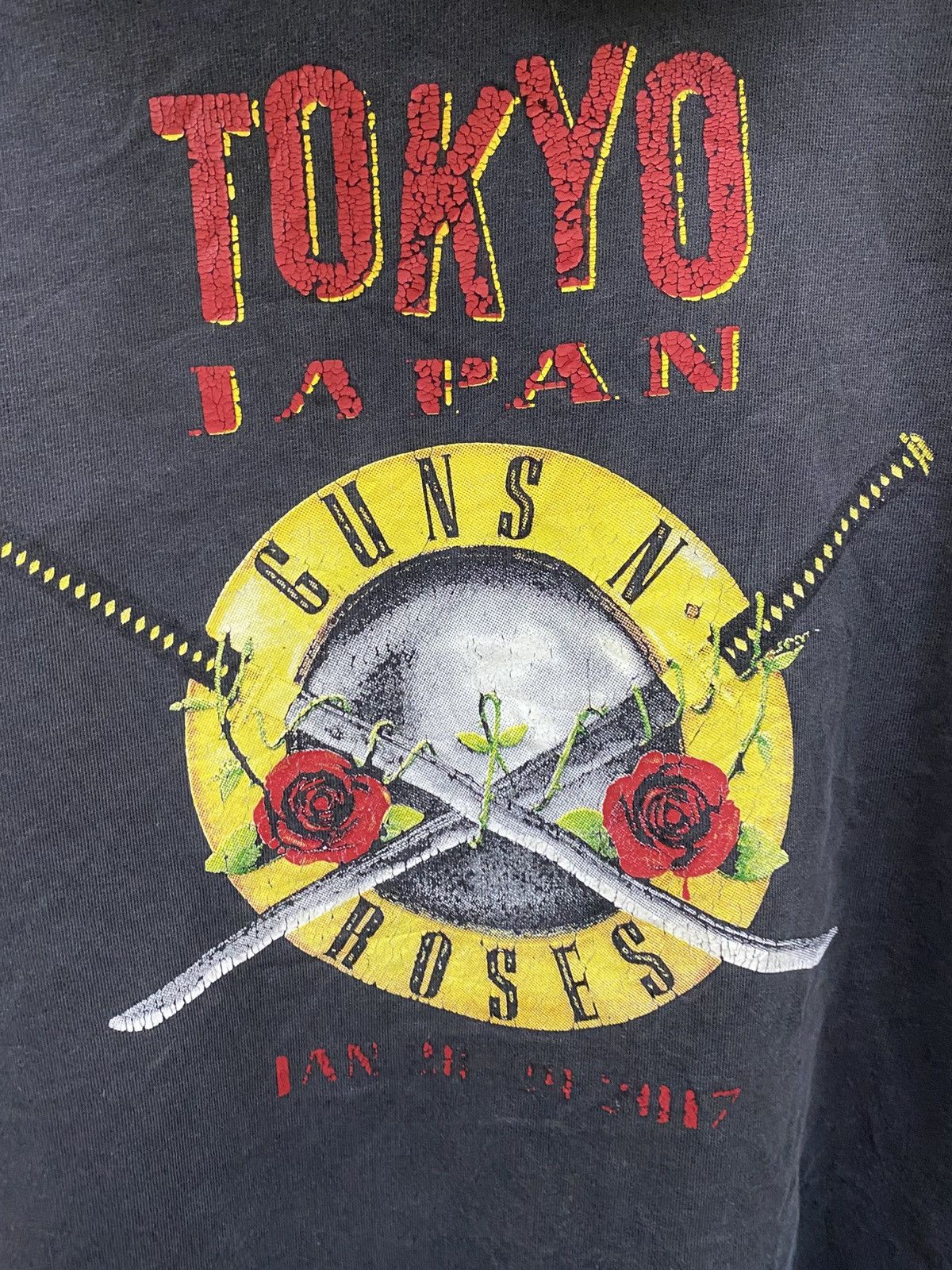 Vintage Vtg Tour Hoodie Guns N Roses Live Tokyo Size US L / EU 52-54 / 3 - 3 Thumbnail