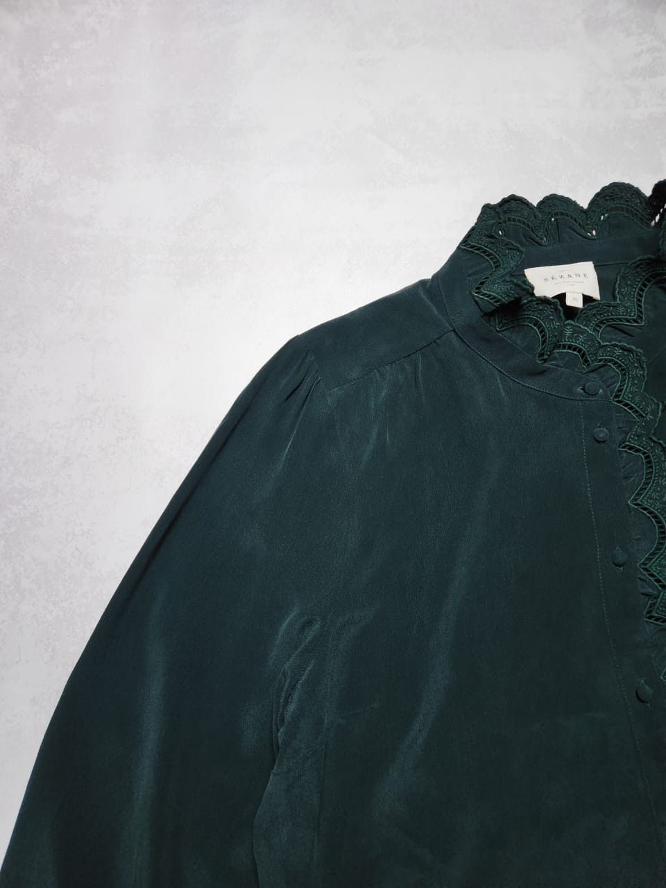Sezane Sezane Silk Blouse Bottle Green Shirt Ruffle Trim Size M / US 6-8 / IT 42-44 - 7 Thumbnail
