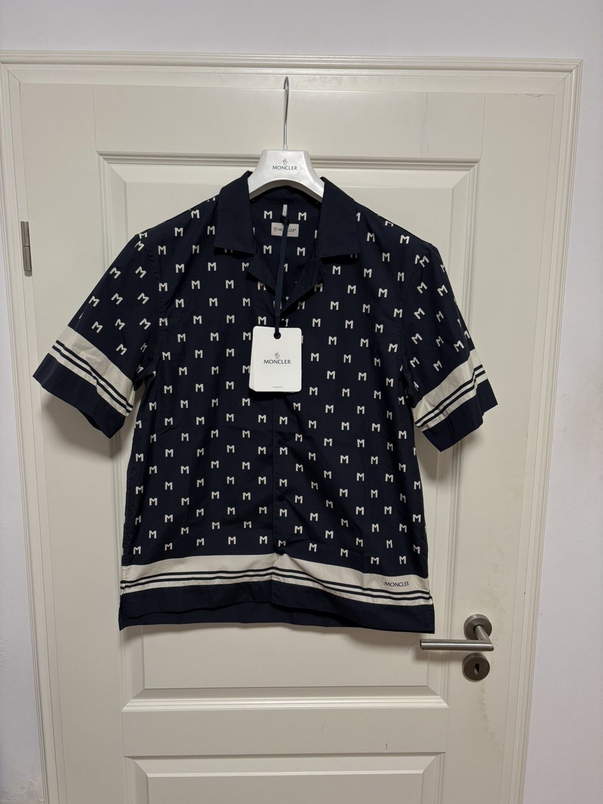 Moncler Moncler Short Sleeved Shirt Size US L / EU 52-54 / 3 - 1 Thumbnail