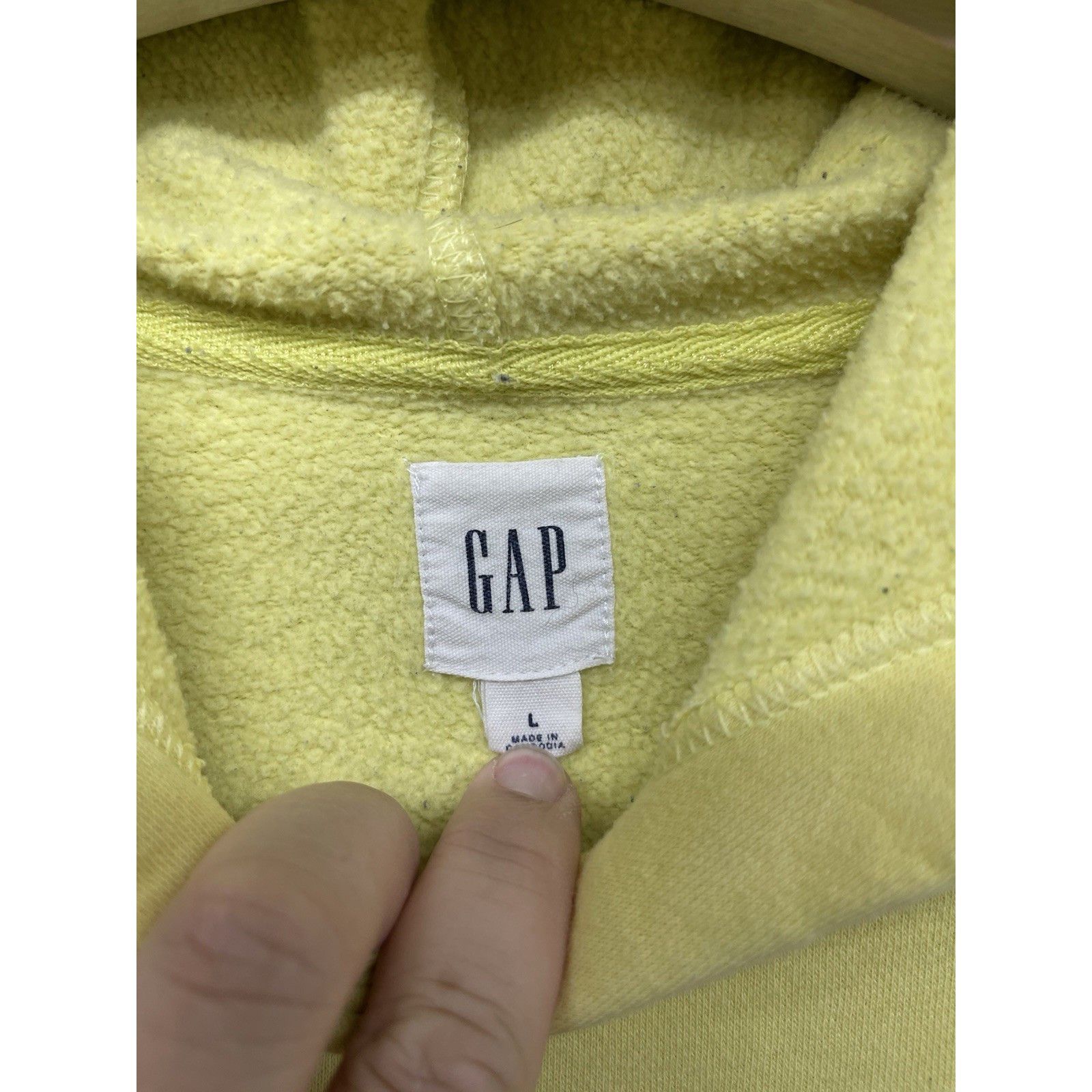 Gap VTG GAP Vintage Arch Logo Hooded Sweatshirt Mens Large Yello Size US L / EU 52-54 / 3 - 5 Thumbnail