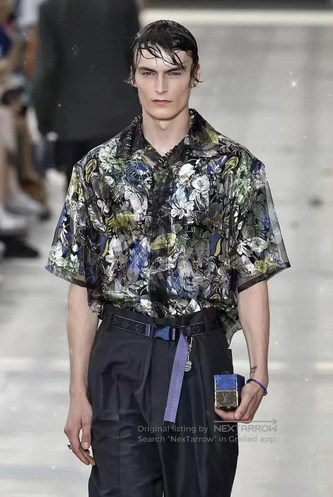Louis Vuitton LV Hawaii Double. Size US XS / EU 42 / 0 - 8 Thumbnail