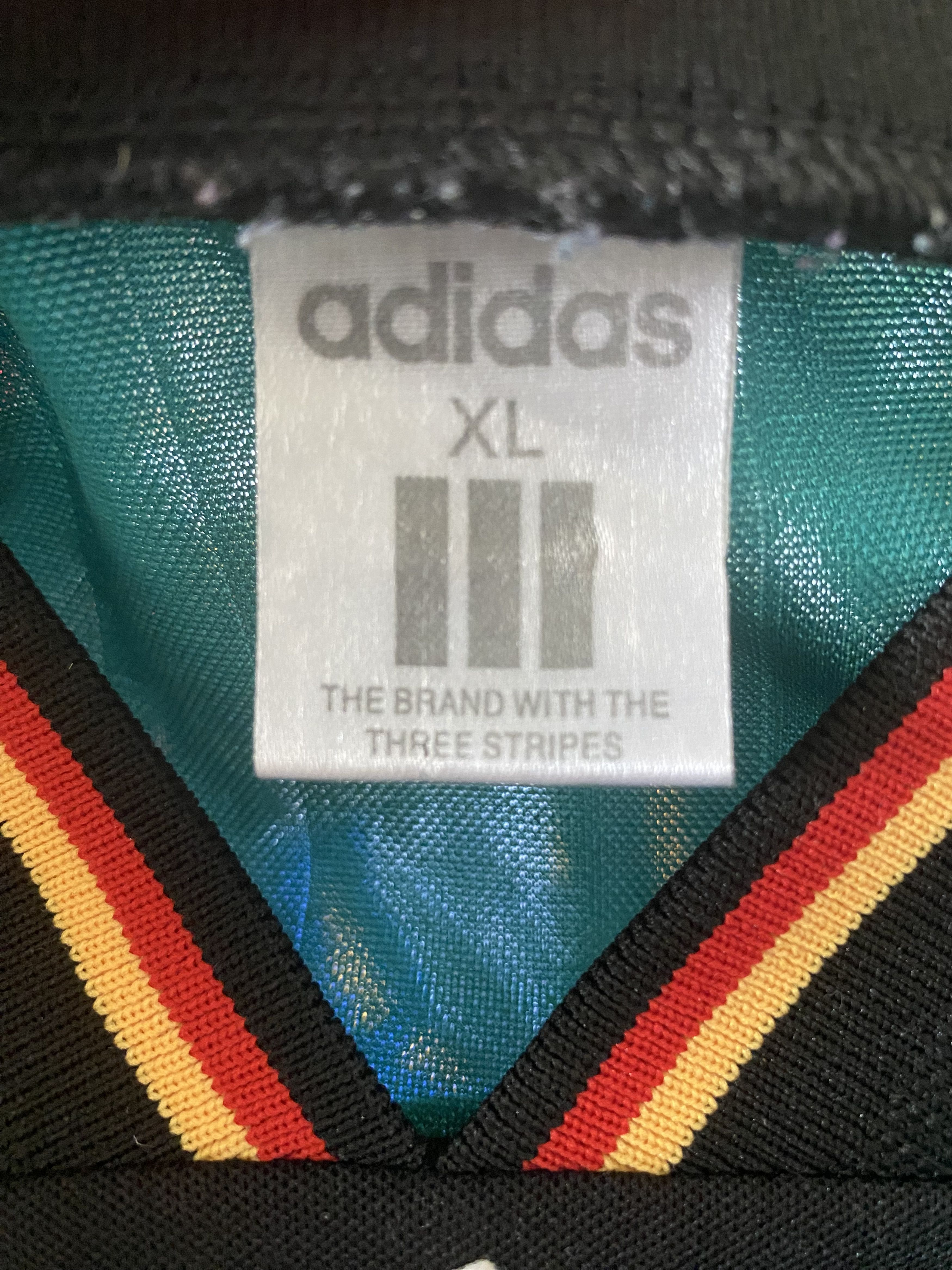 Adidas Vintage GERMANY 1992 - 1994 - Adidas - XL - UNIQUE Size US XL / EU 56 / 4 - 3 Thumbnail