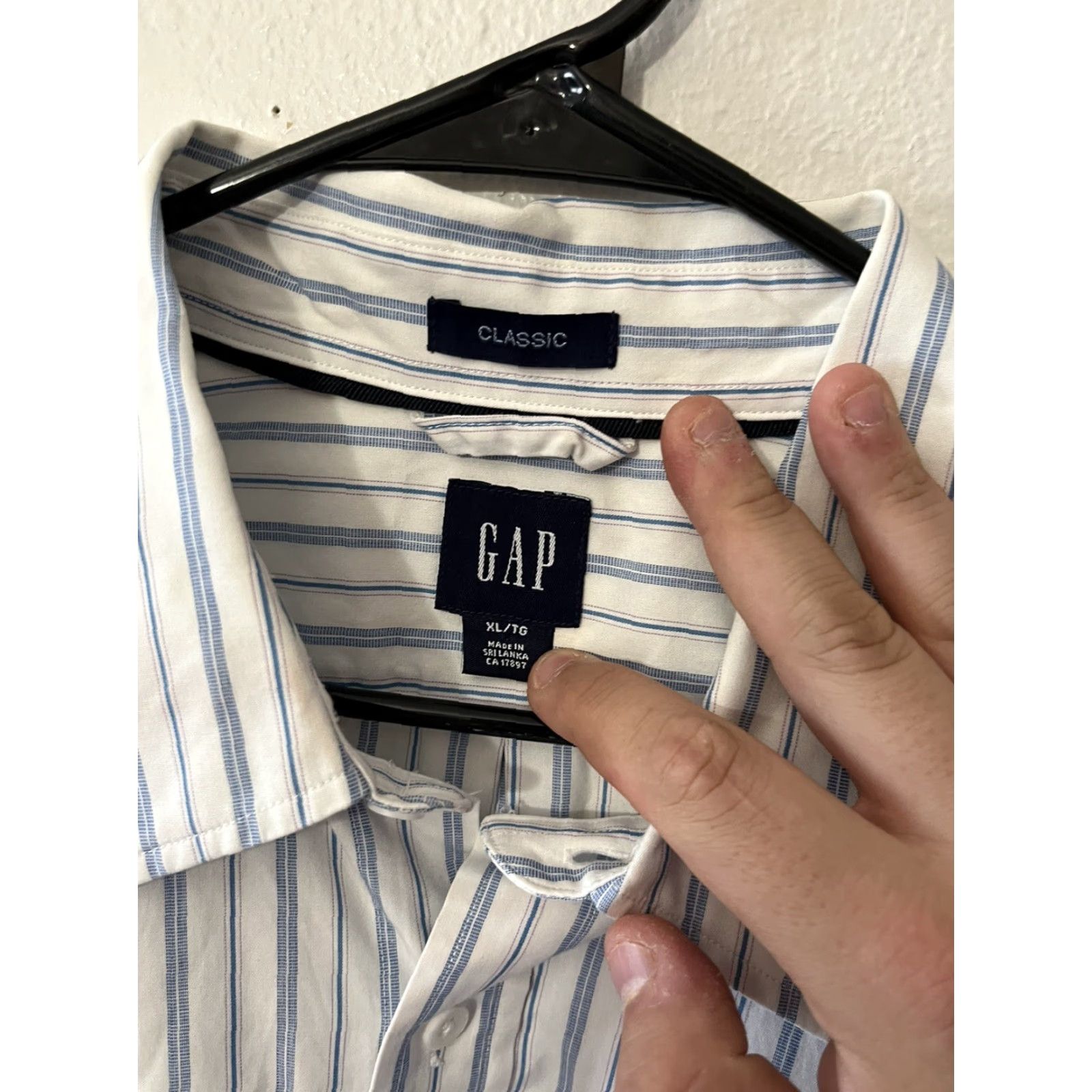Gap Gap Button Down Shirt Mens XL White Blue Striped Short Sleeve Cotton Casual Size US XL / EU 56 / 4 - 3 Thumbnail