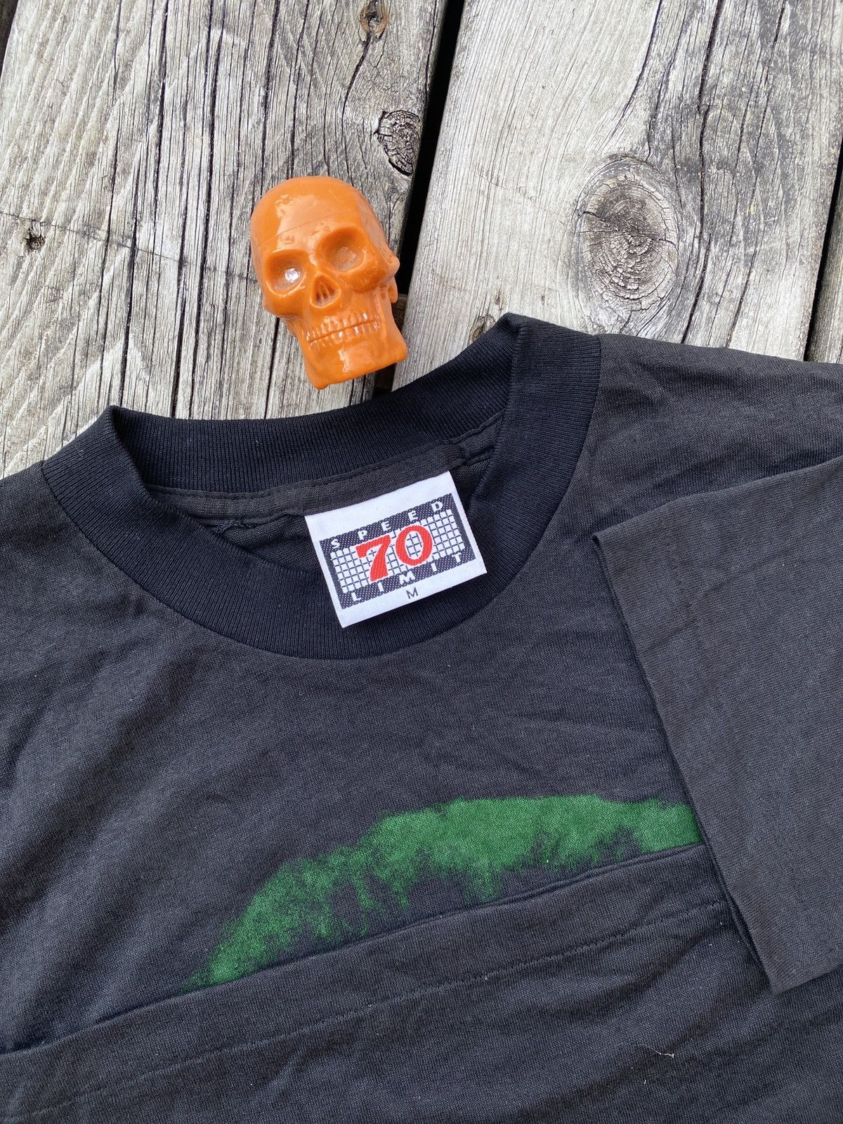 DC Comics × Vintage 80s Batman movie Joker print shirt sz M Size US M / EU 48-50 / 2 - 3 Thumbnail