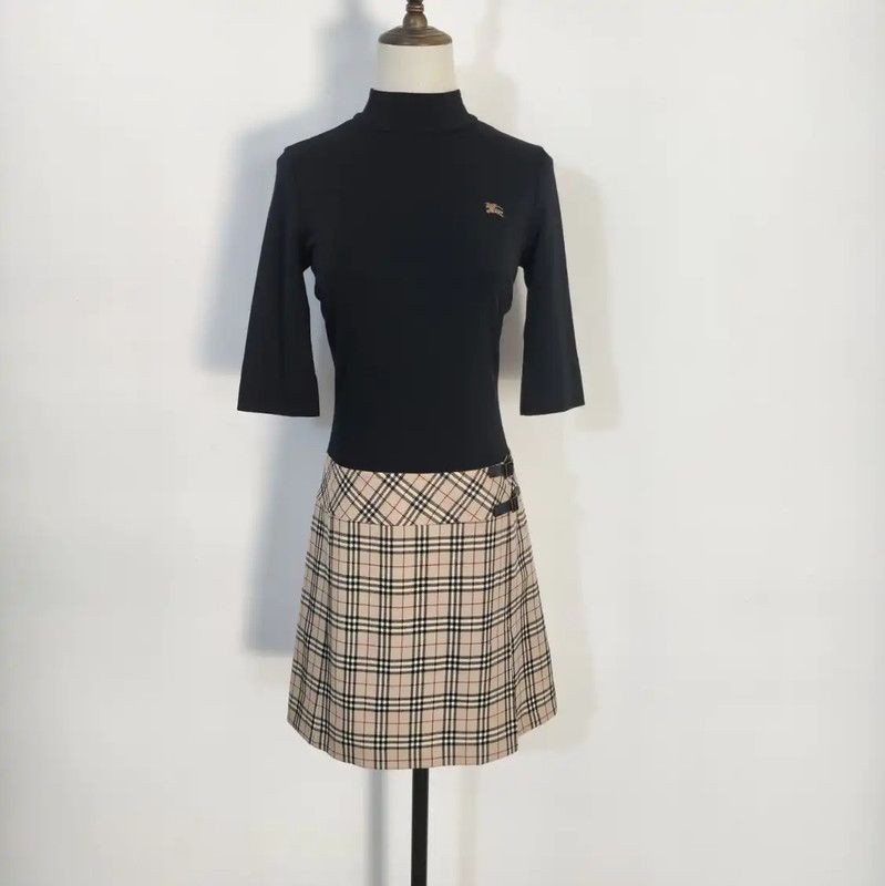 Burberry Burberry Spring Autumn Black Wool Blend Dress Size M / US 6-8 / IT 42-44 - 1 Thumbnail