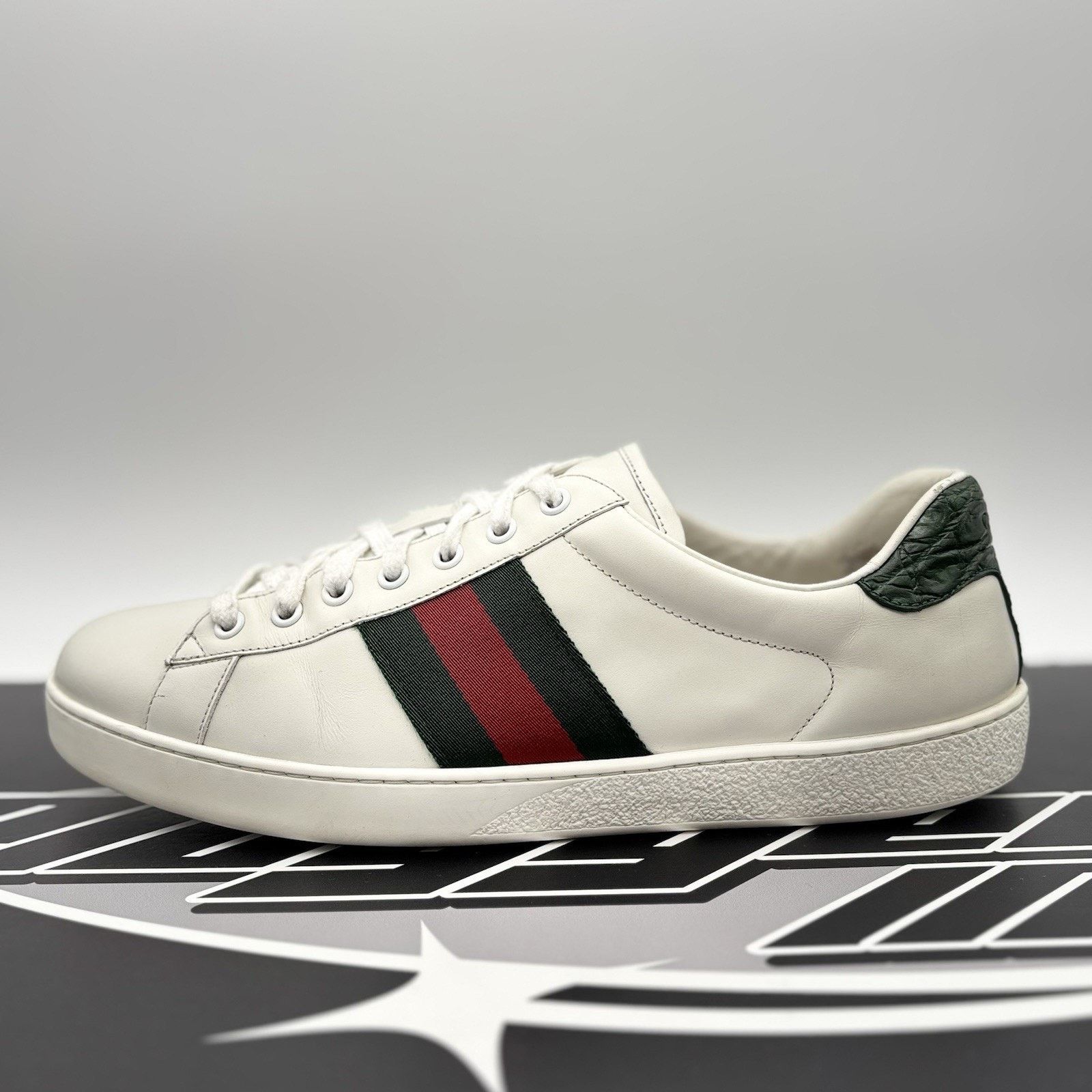 Gucci Gucci Ace Web ' White, Red, Green ' | GOOD CONDITION! Size US 10 / EU 43 - 11 Thumbnail