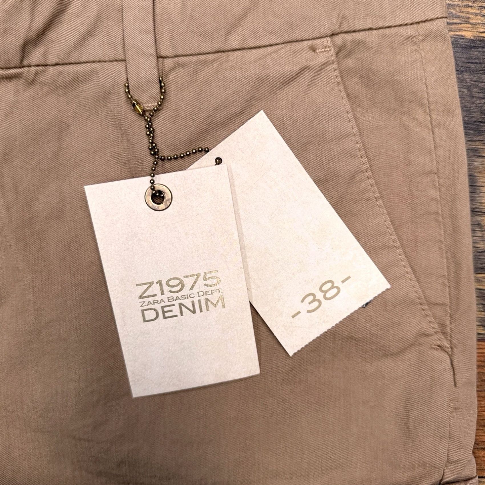 Zara Zara Shorts Womens 6 Tan Mid Rise Cuffed Denim Basic New Z1975 Cotton Blend Classic Casual 2.5in Inseam Mens? Size 28" / US 6 / IT 42 - 3 Thumbnail