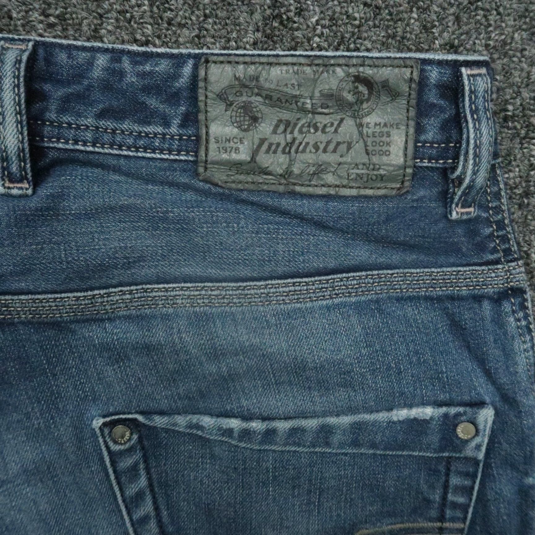 Diesel Diesel Jeans 31x32 Blue Krooley Slim Carrot 5 Pocket Whiskered Mens Size US 31 - 6 Thumbnail