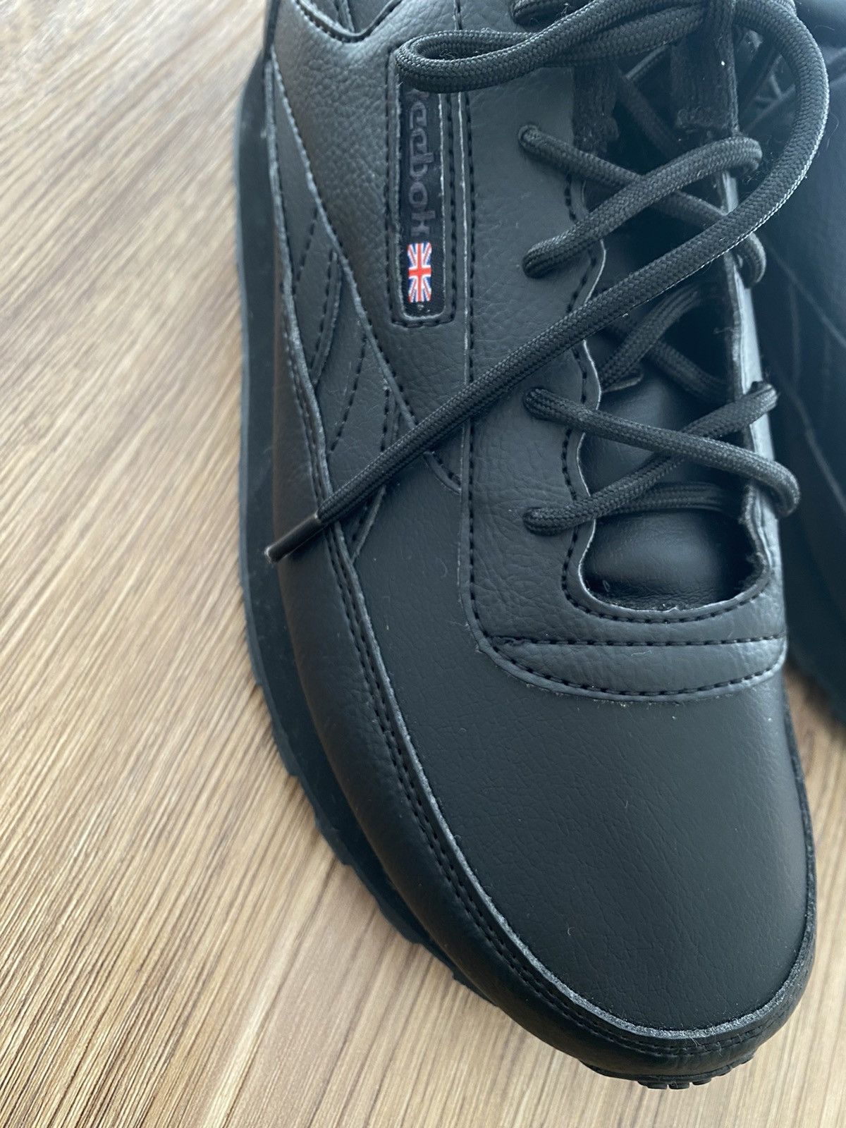Reebok Reebok Classic Renaissance Black Memorytech Comfort size 9 Size US 9 / IT 39 - 6 Thumbnail