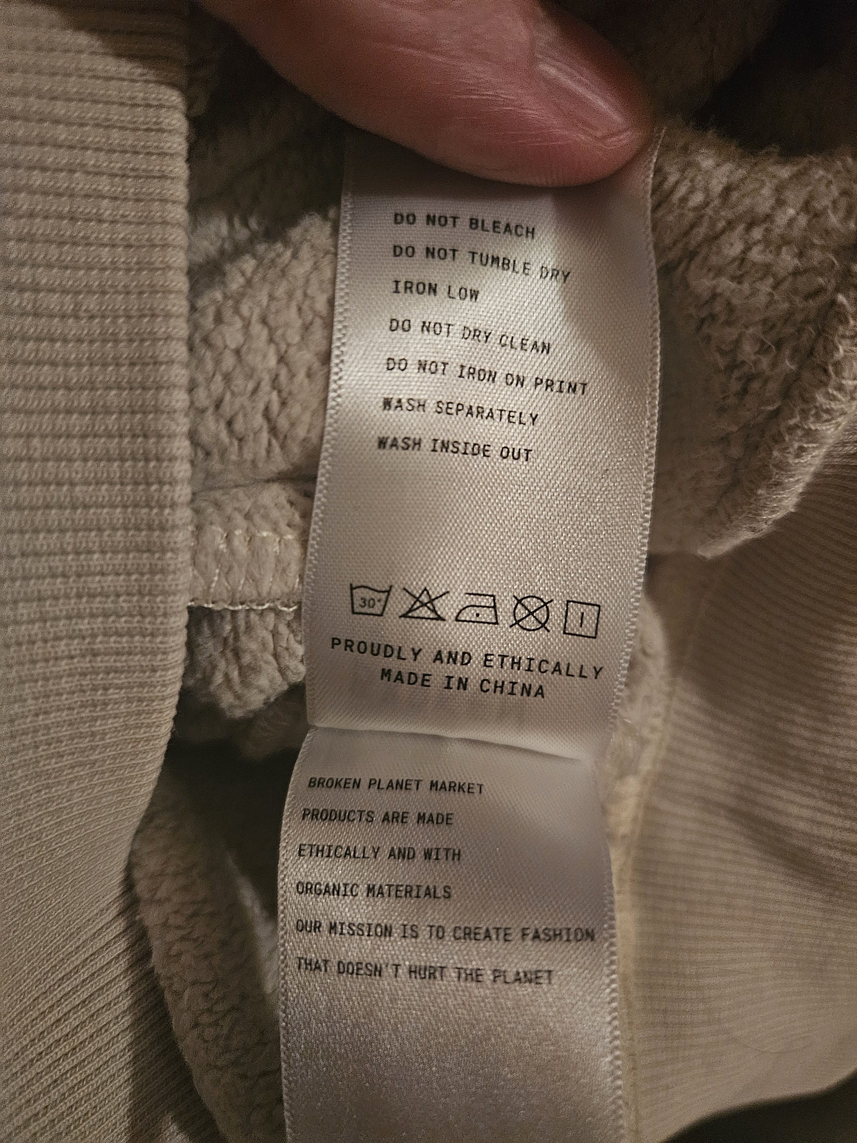 Broken Planet Dark hours bat White - broken Planet (market) Size US XXL / EU 58 / 5 - 9 Thumbnail