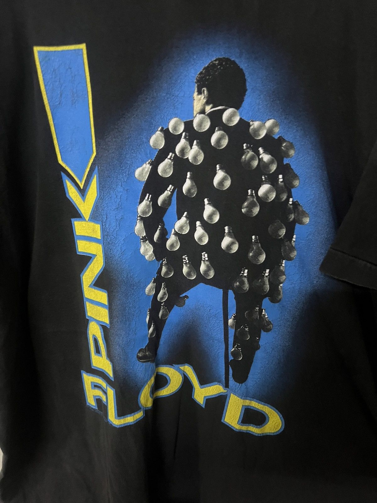 Vintage VINTAGE PINK FLOYD DELICATE SOUND OF THUNDER EU TOUR T-SHIRT Size US XL / EU 56 / 4 - 5 Thumbnail