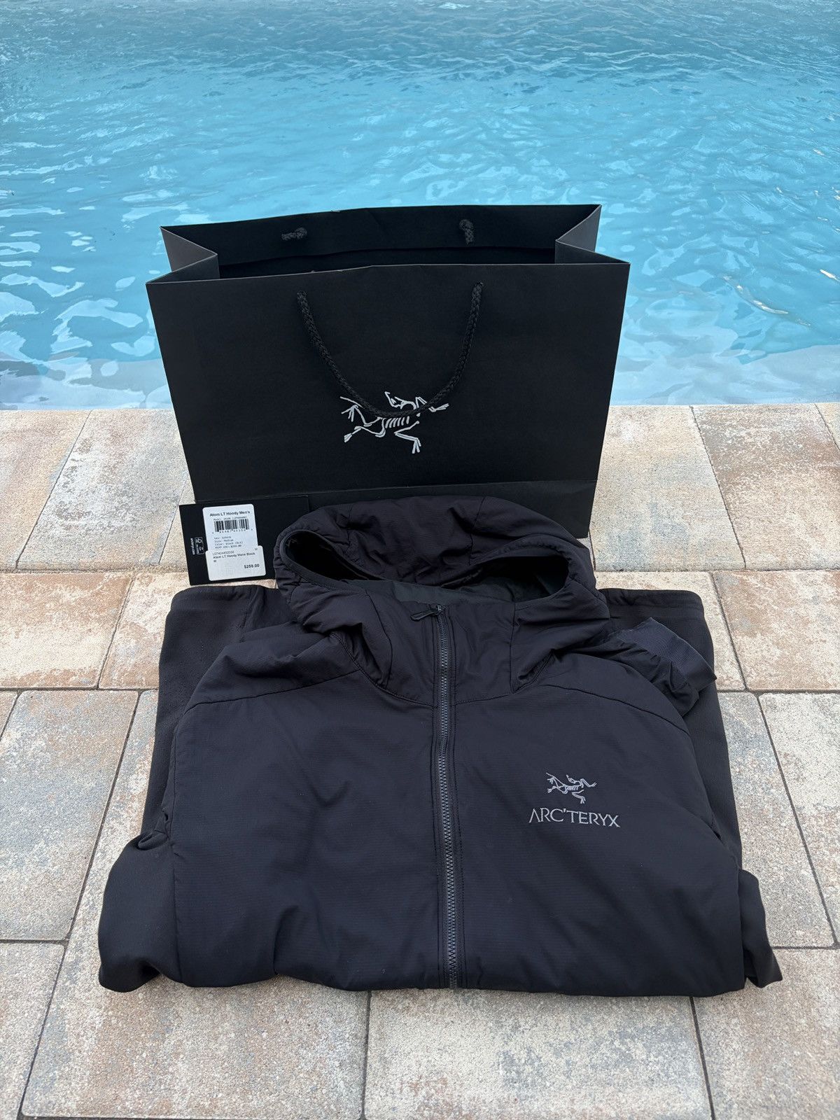 Arc'teryx Arc’teryx Atom LT ‘Black’ Size US M / EU 48-50 / 2 - 1 Thumbnail