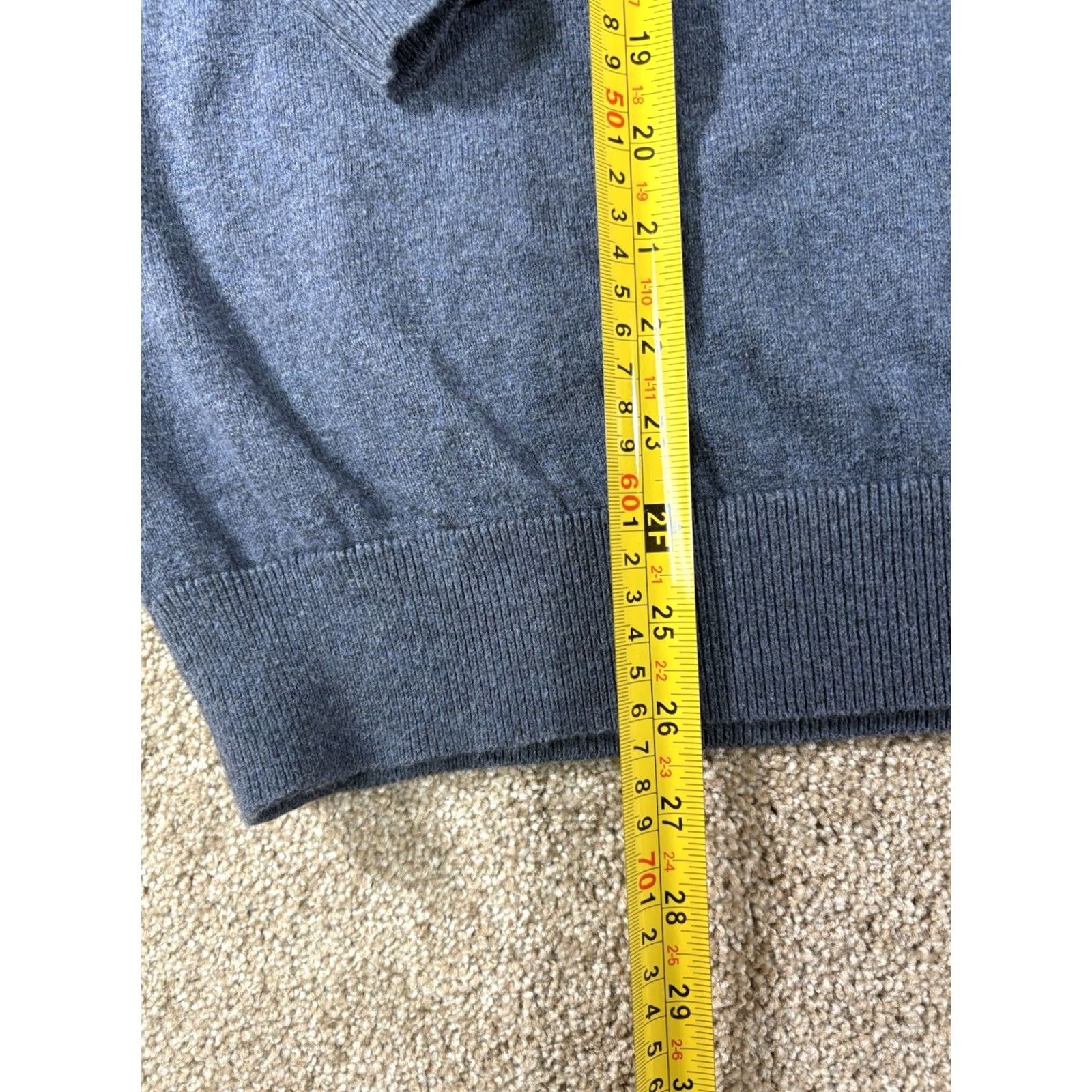 Vintage LL Bean Sweater Men’s Large Navy Blue Cashmere Blend V-Neck Pullover Preppy Casual Knit Fibers: Cashmere, Cotton Size US L / EU 52-54 / 3 - 5 Thumbnail