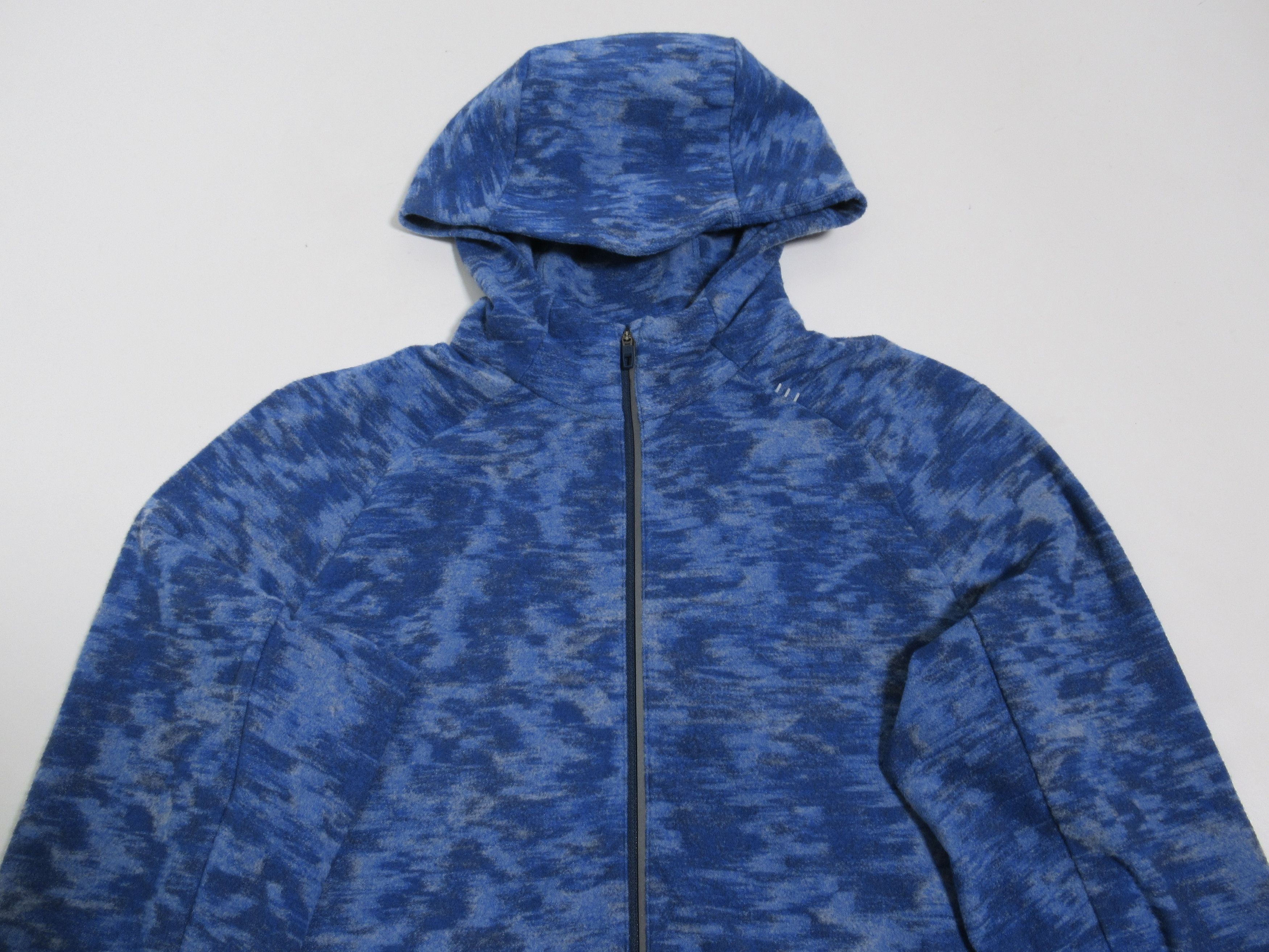 Lululemon Lululemon Surge Warm Full Zip Data Rush Mini Jacquard Size US M / EU 48-50 / 2 - 2 Thumbnail
