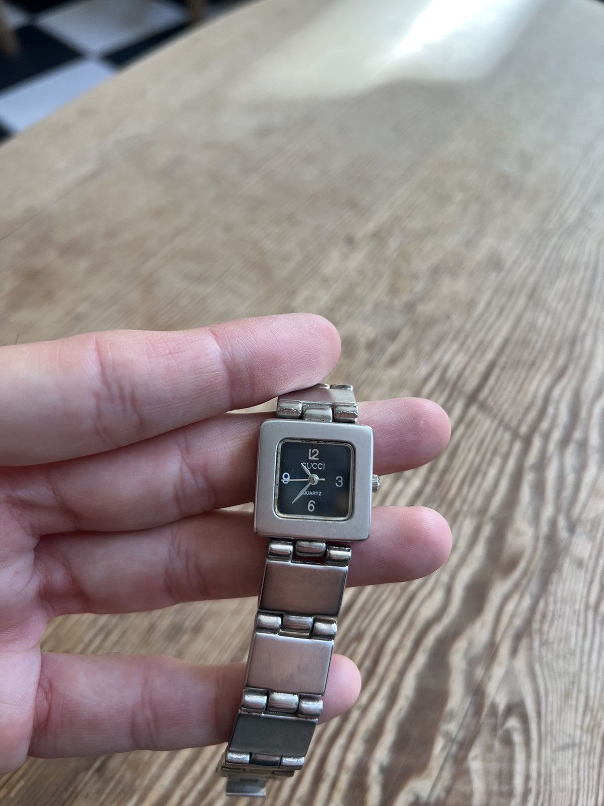 Vintage gucci silver watch
