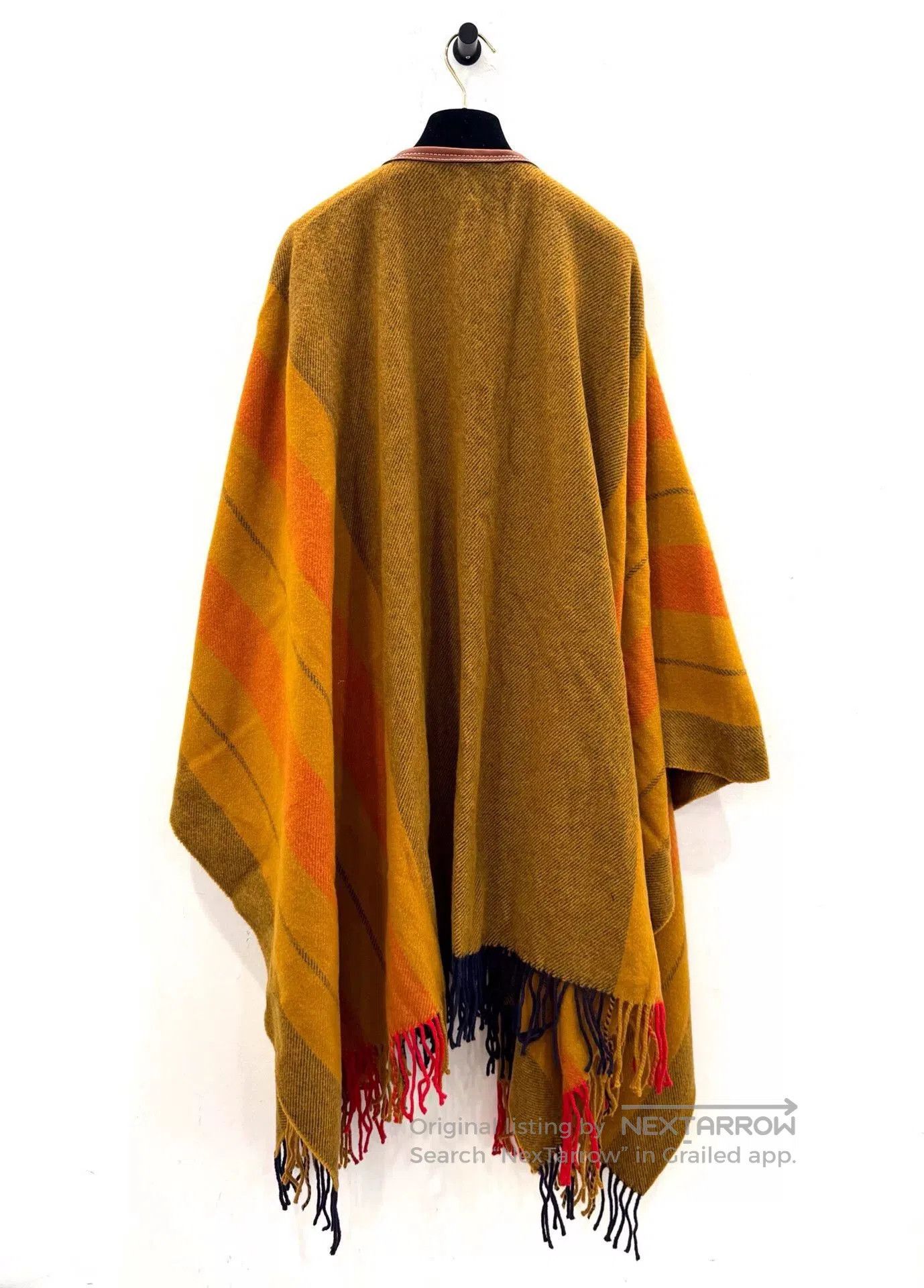 Hermes Hermes Fringe Wool Cape. Size ONE SIZE - 3 Thumbnail