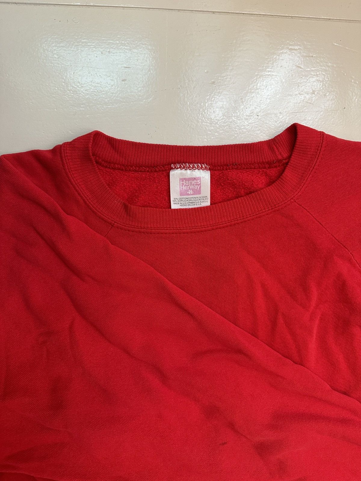 Vintage Vintage 90s Made In USA Red Long Sleeve Tee Size US L / EU 52-54 / 3 - 1 Thumbnail