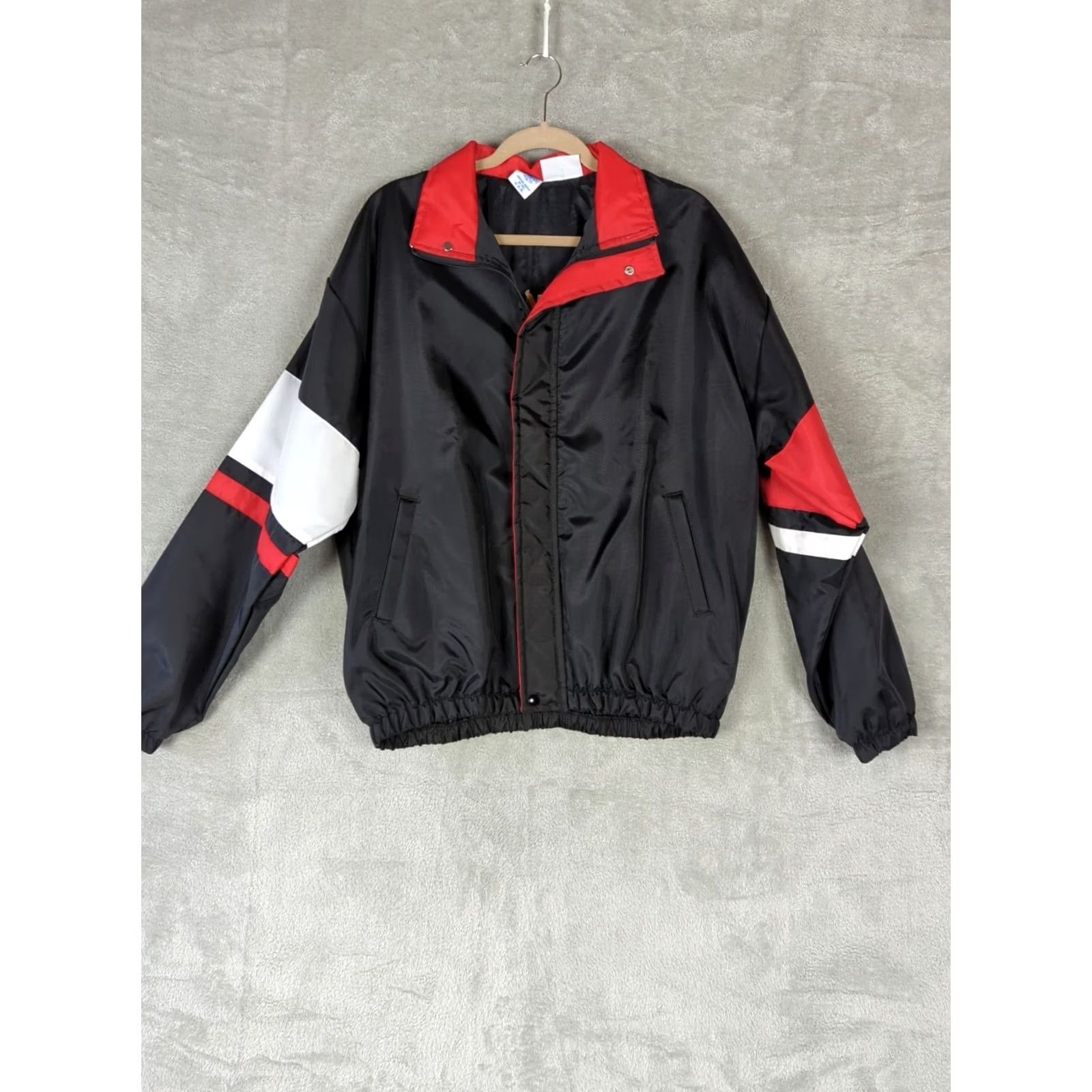 Vintage VINTAGE Great Lakes Sportswear UAW GM Team Motorsports Pocono 500 Jacket XL Black Windbreaker Nylon Embroidered USA Logo Regular Mens 90s/90s? Size US XL / EU 56 / 4 - 3 Thumbnail