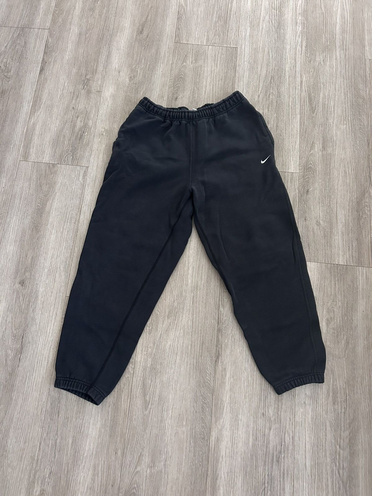 Nike Baggy Nike Sweatpants Size US 32 / EU 48 - 1 Thumbnail