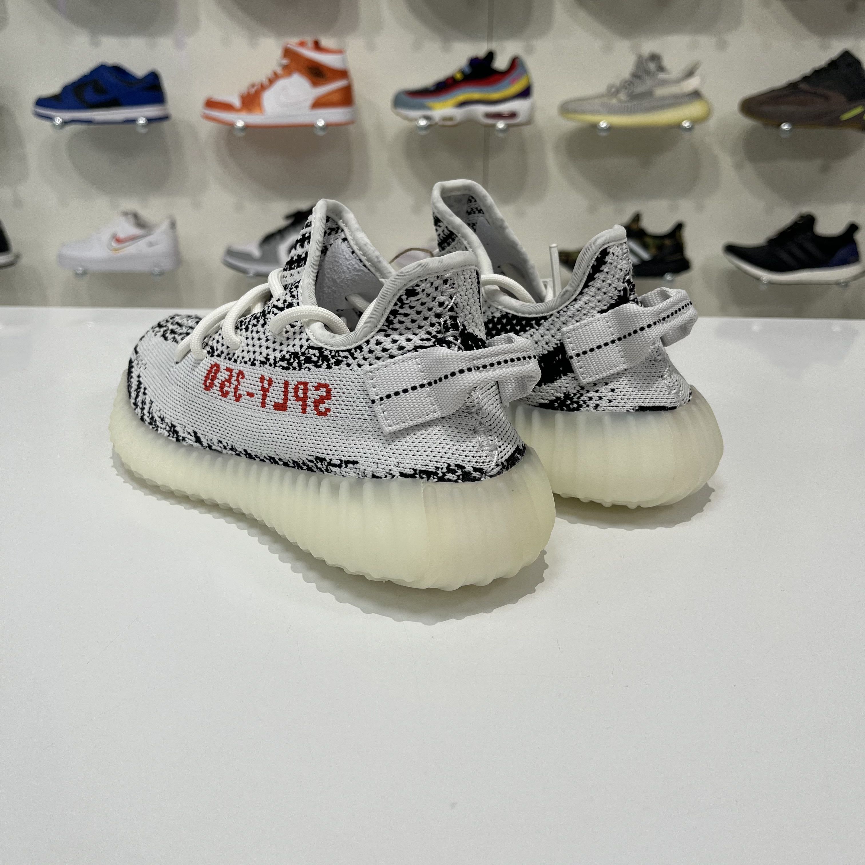 Adidas Adidas Yeezy Boost 350 V2 Zebra Size US 5 / EU 37 - 4 Thumbnail